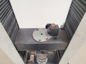 Thumbnail image of Instron 1122 Universal Testing Machine w/ 3x Load Cells, Accessories 