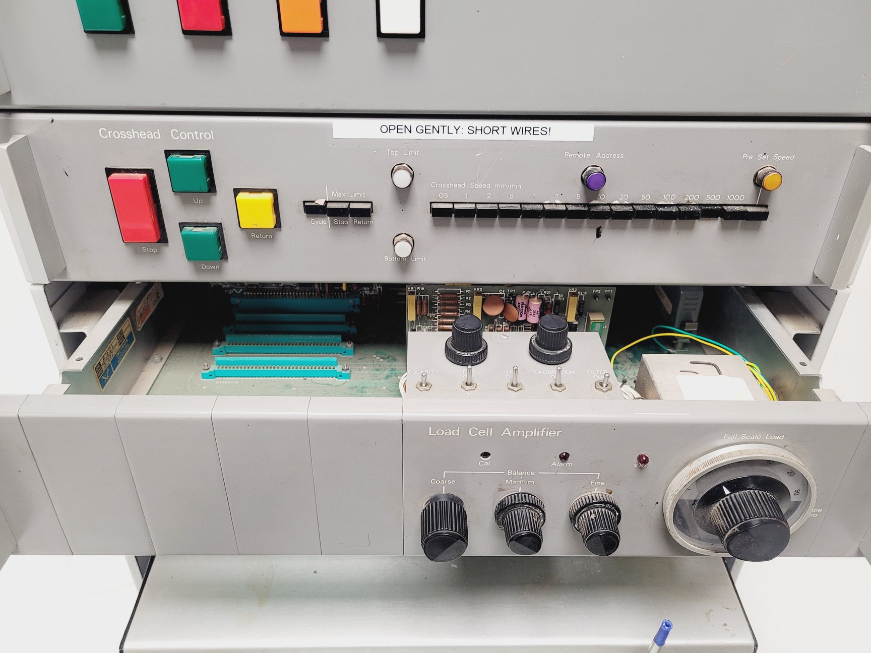 Image of Instron 1122 Universal Testing Machine w/ 3x Load Cells, Accessories 