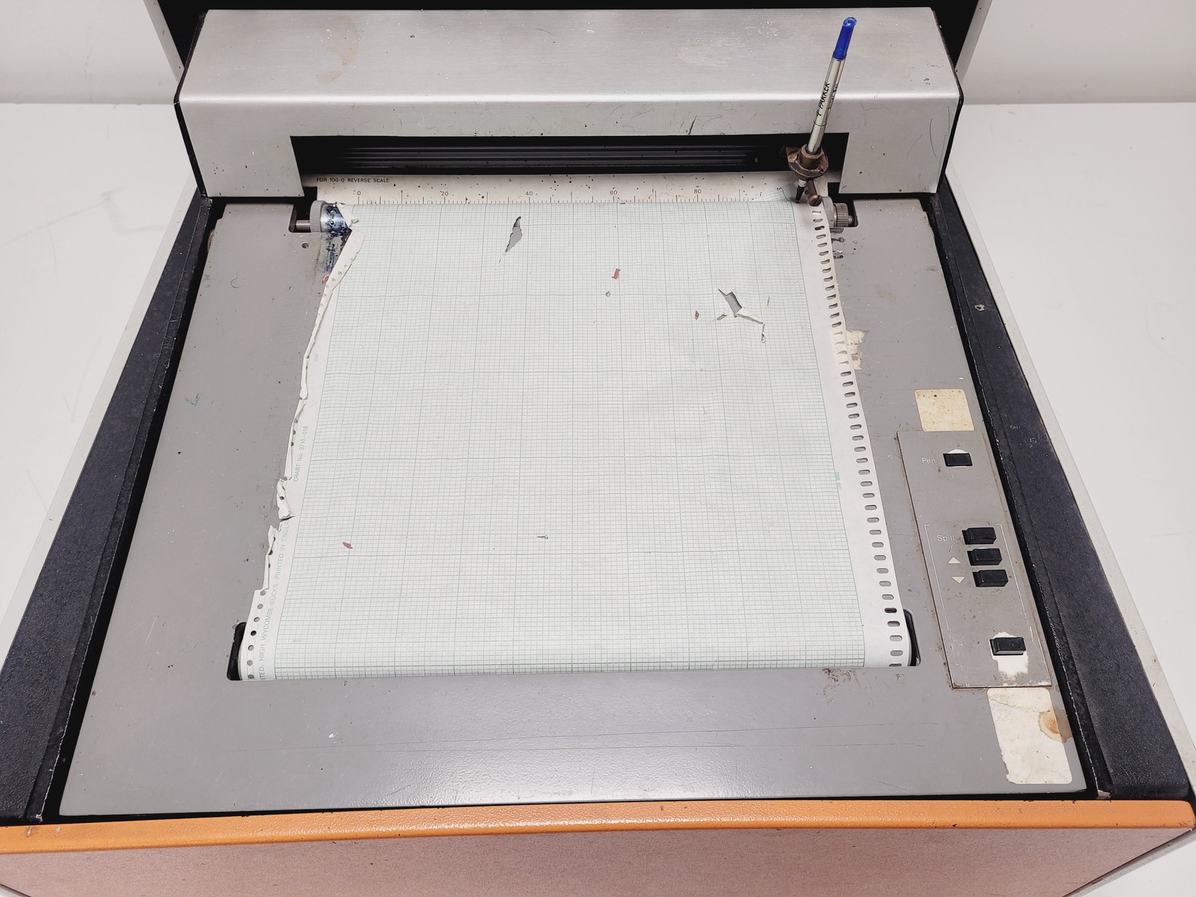 Image of Instron 1122 Universal Testing Machine w/ 3x Load Cells, Accessories 