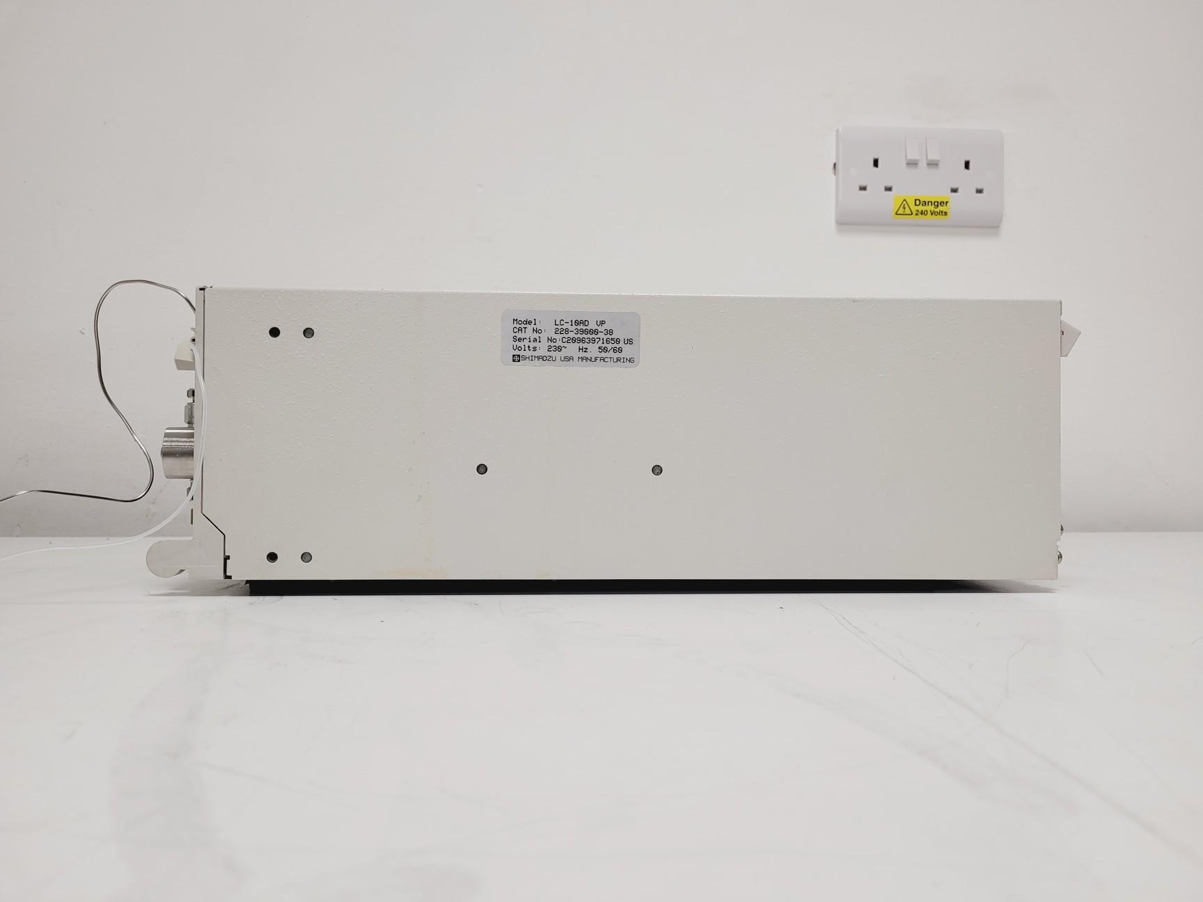 Image of Shimadzu HPLC System w/ LC-10AD Pump, SPD-10A UV Detector, CTO-10AC Oven & DGU-1