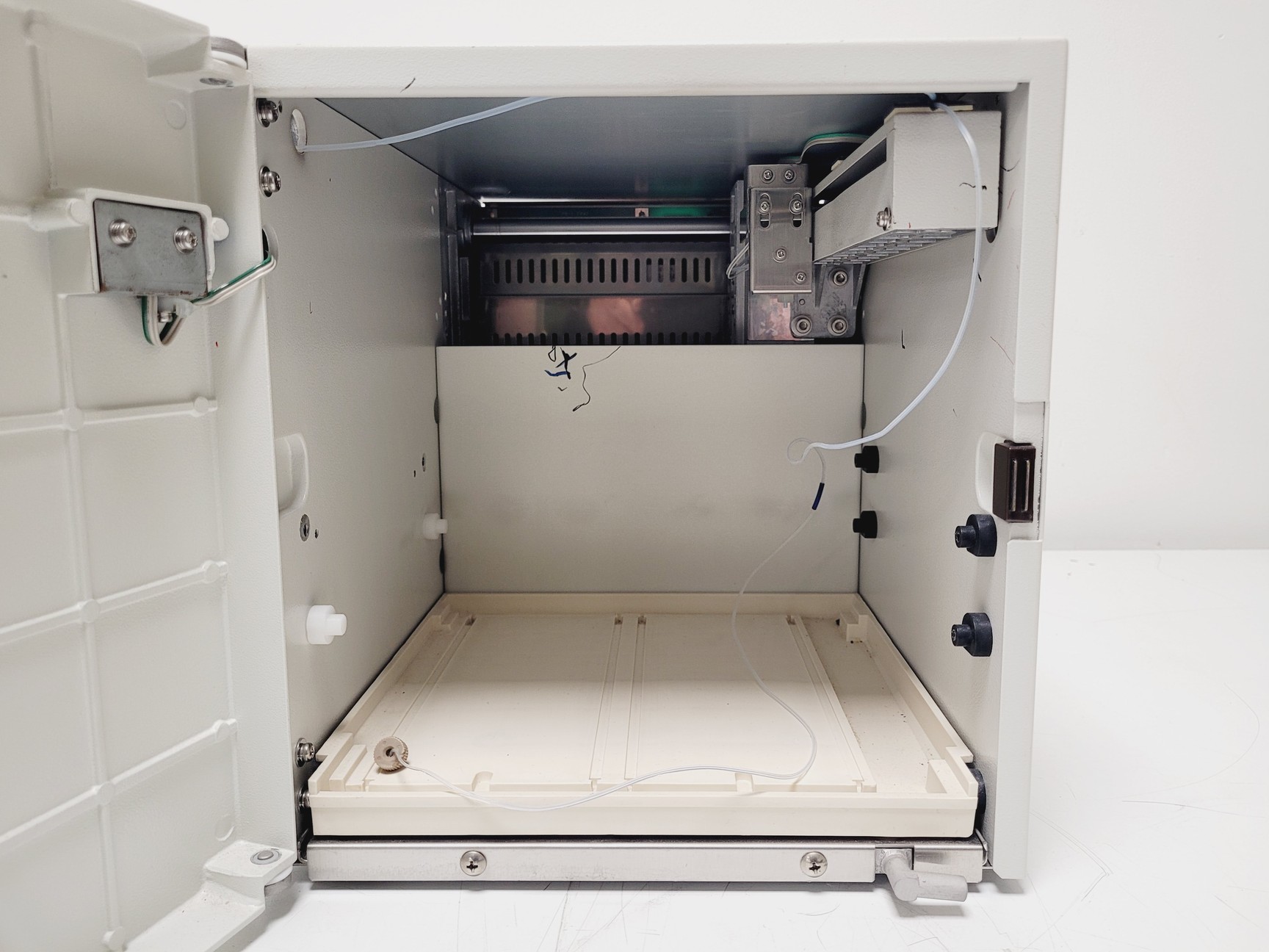 Image of Shimadzu HPLC System w/ LC-10AD Pump, SPD-10A UV Detector, CTO-10AC Oven & DGU-1