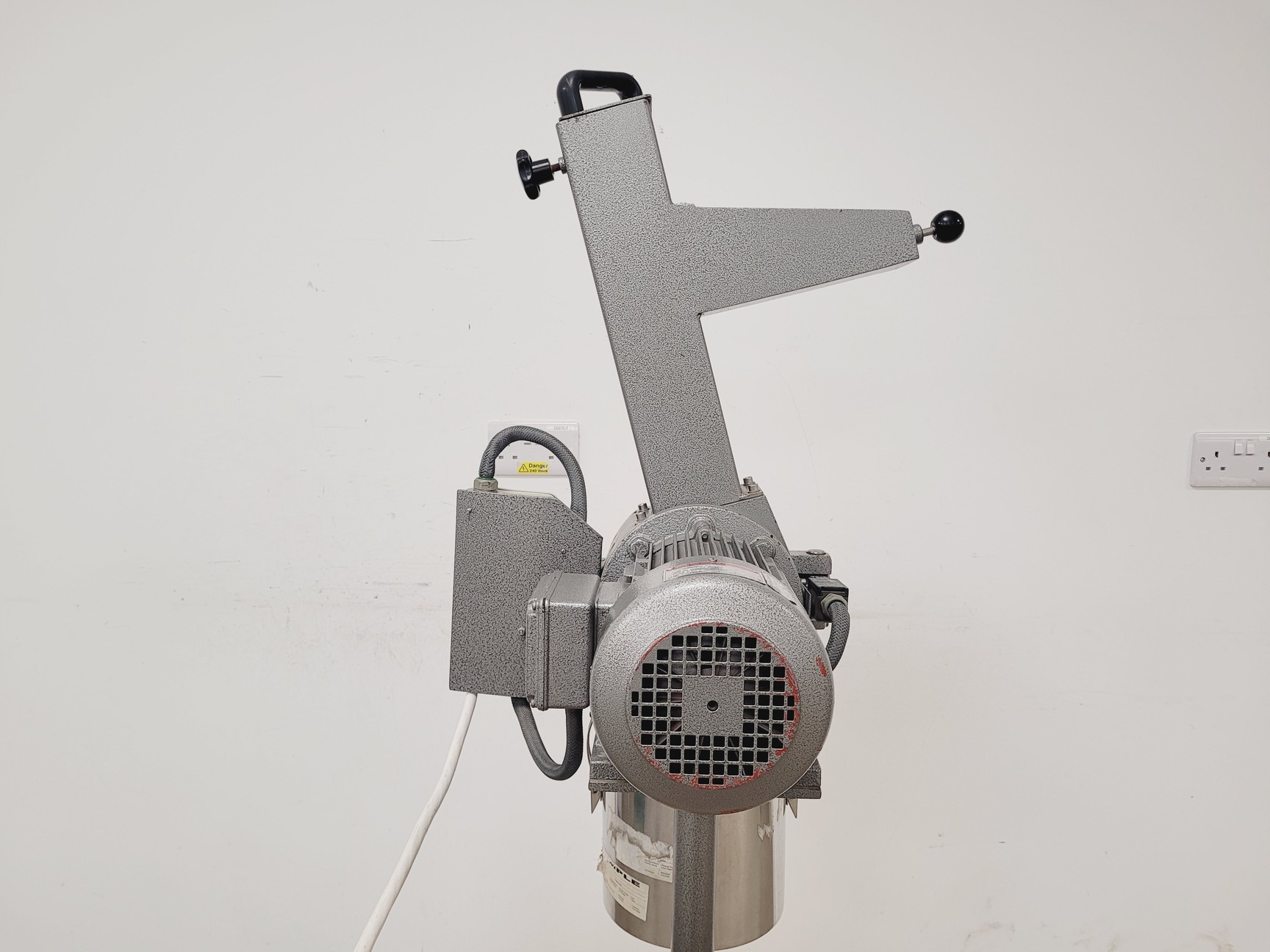Image of Retsch Muhle SM1 Cutting Mill