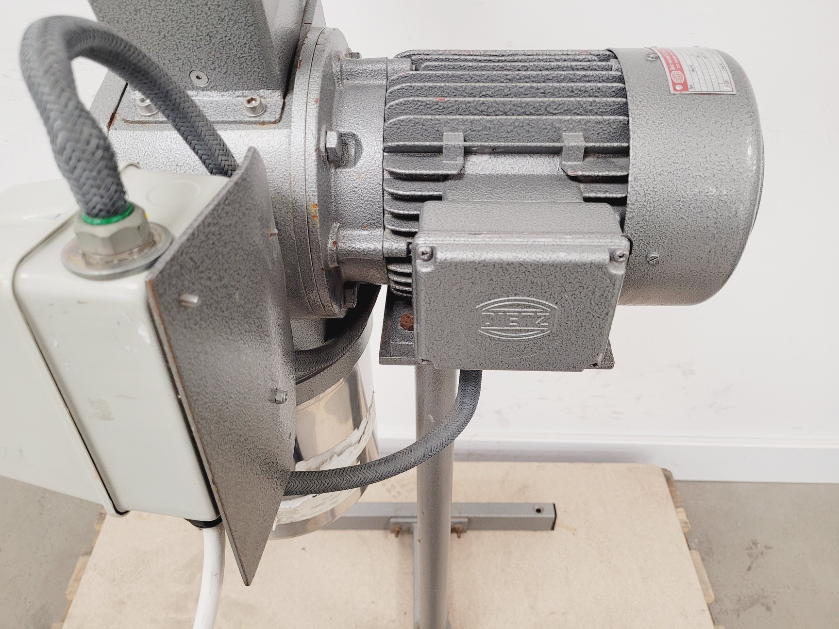 Image of Retsch Muhle SM1 Cutting Mill
