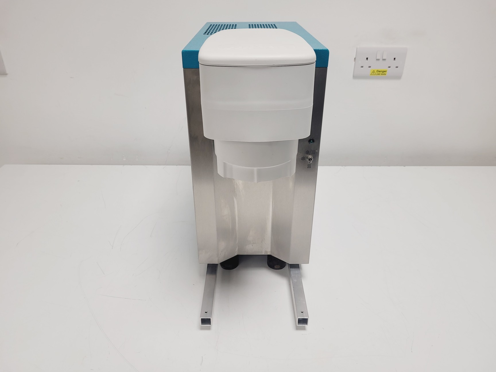 Image of GeneVac miVac Quattro Concentrator & Pump System QUC, MST, DUP Lab