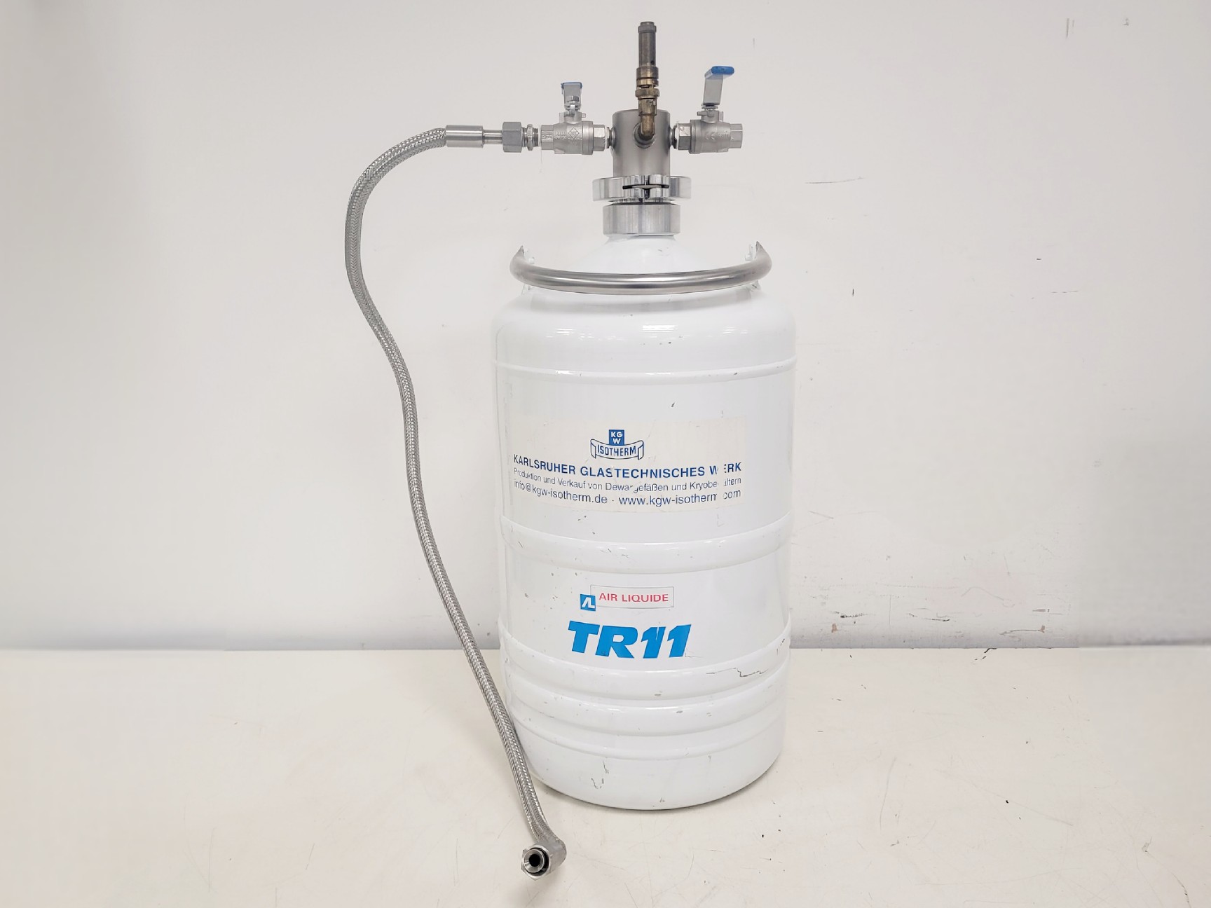 Image of Retsch CryoMill Cryogenic Grinder w/ Air Liquide TR11 Dewar Lab