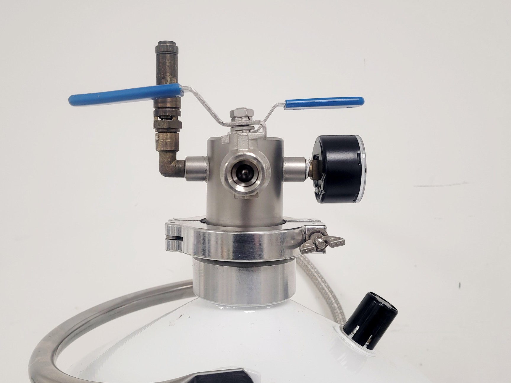 Image of Retsch CryoMill Cryogenic Grinder w/ Air Liquide TR11 Dewar Lab