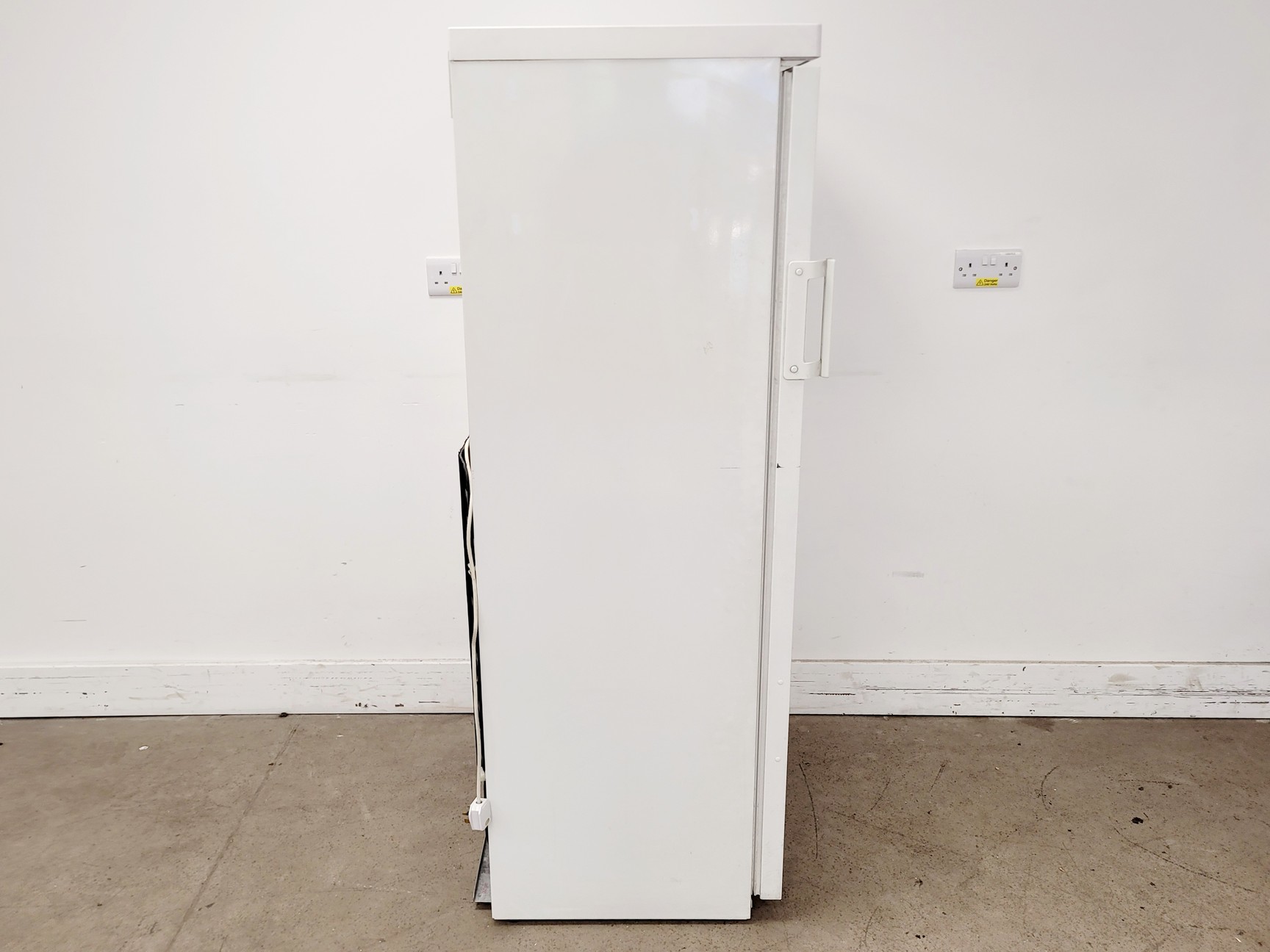 Image of Liebherr UKS 3600 Laboratory Fridge