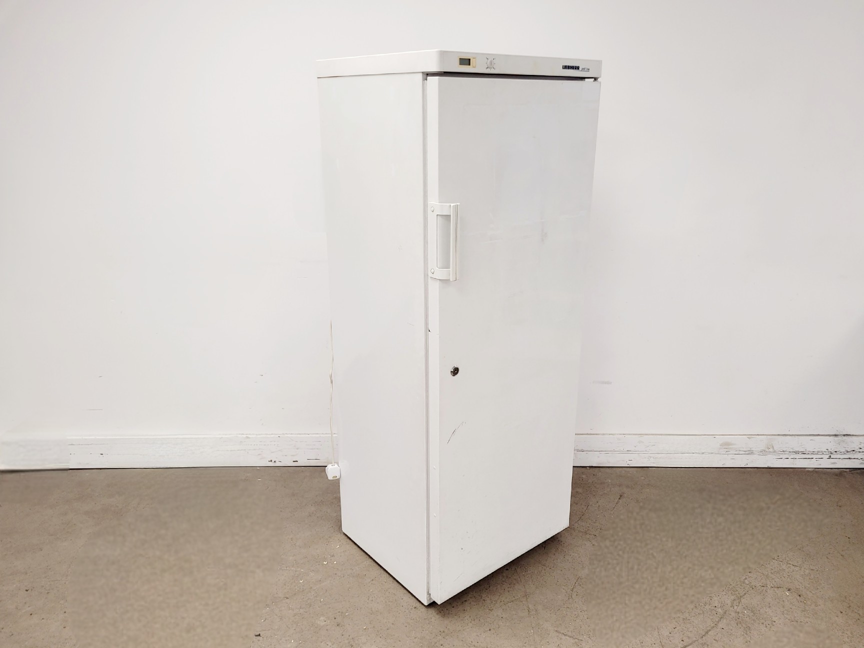 Image of Liebherr UKS 3600 Laboratory Fridge