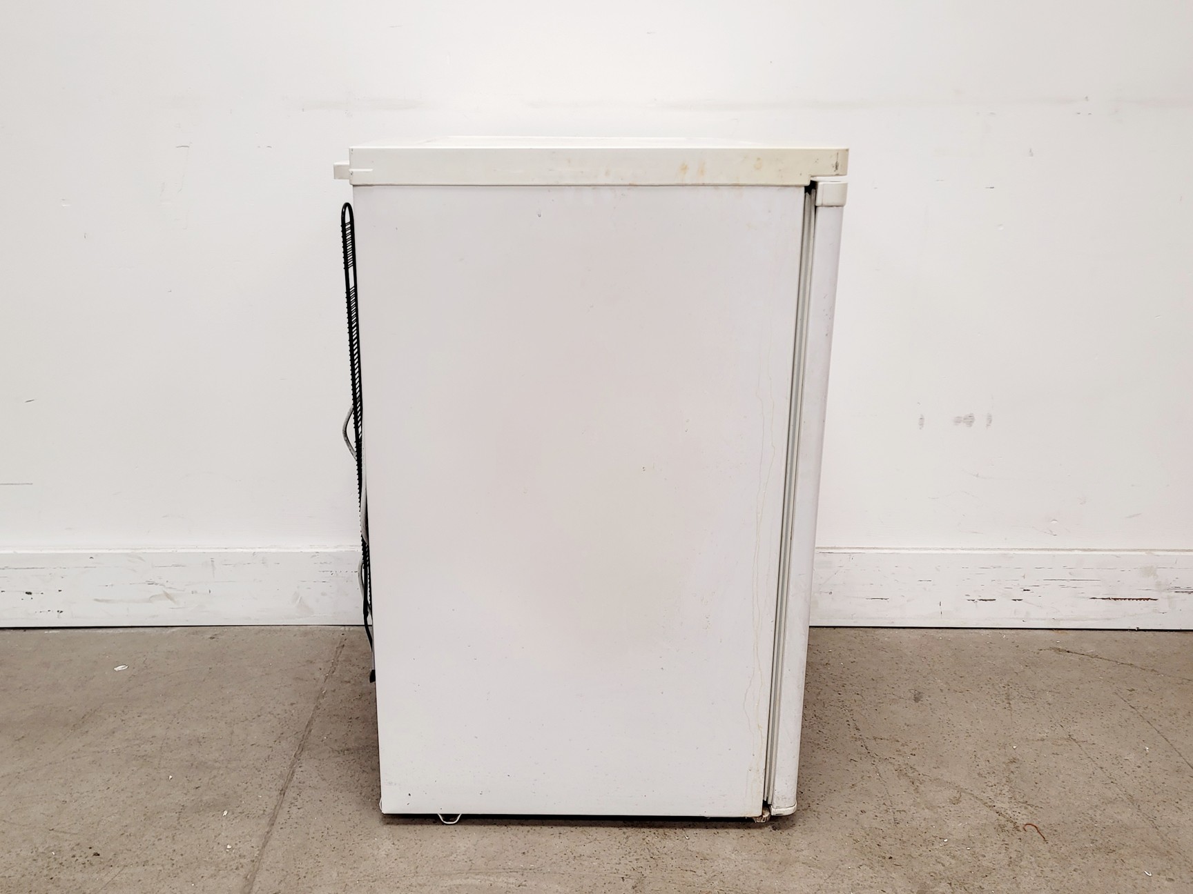 Image of Frigidaire FVE3803B Laboratory Freezer