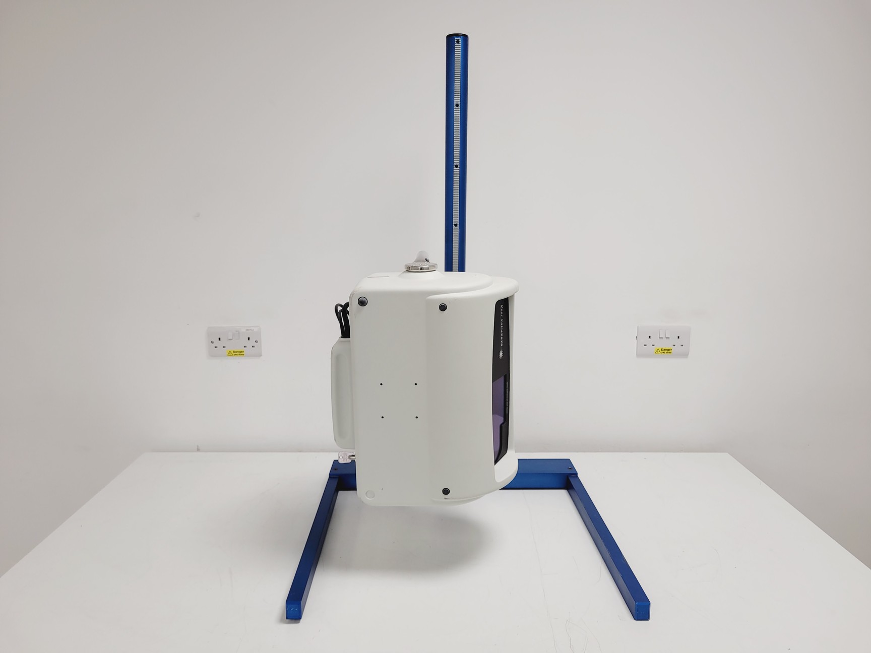 Image of MoorLDI MOORLDI2-HIR Laser Imager w/ Image Control System Lab