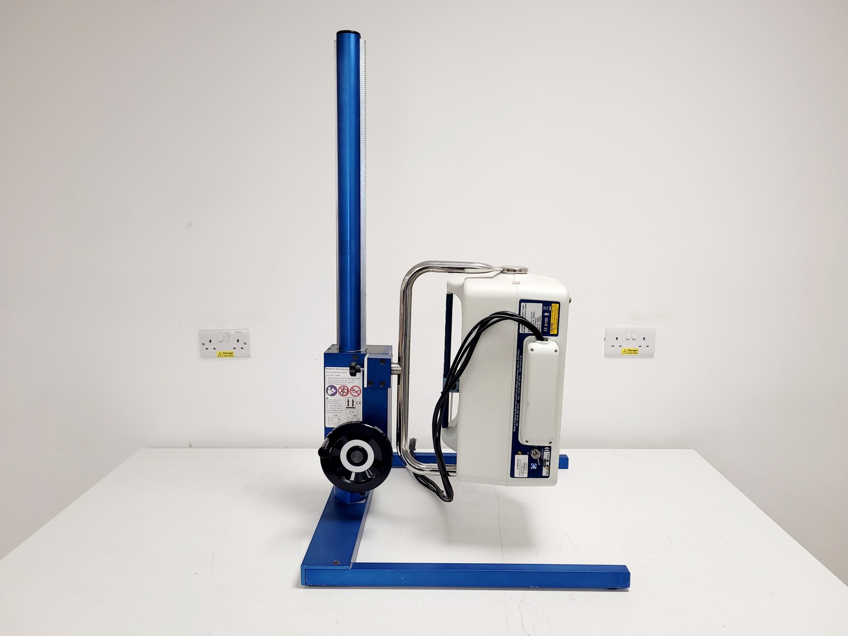 Image of MoorLDI MOORLDI2-HIR Laser Imager w/ Image Control System Lab