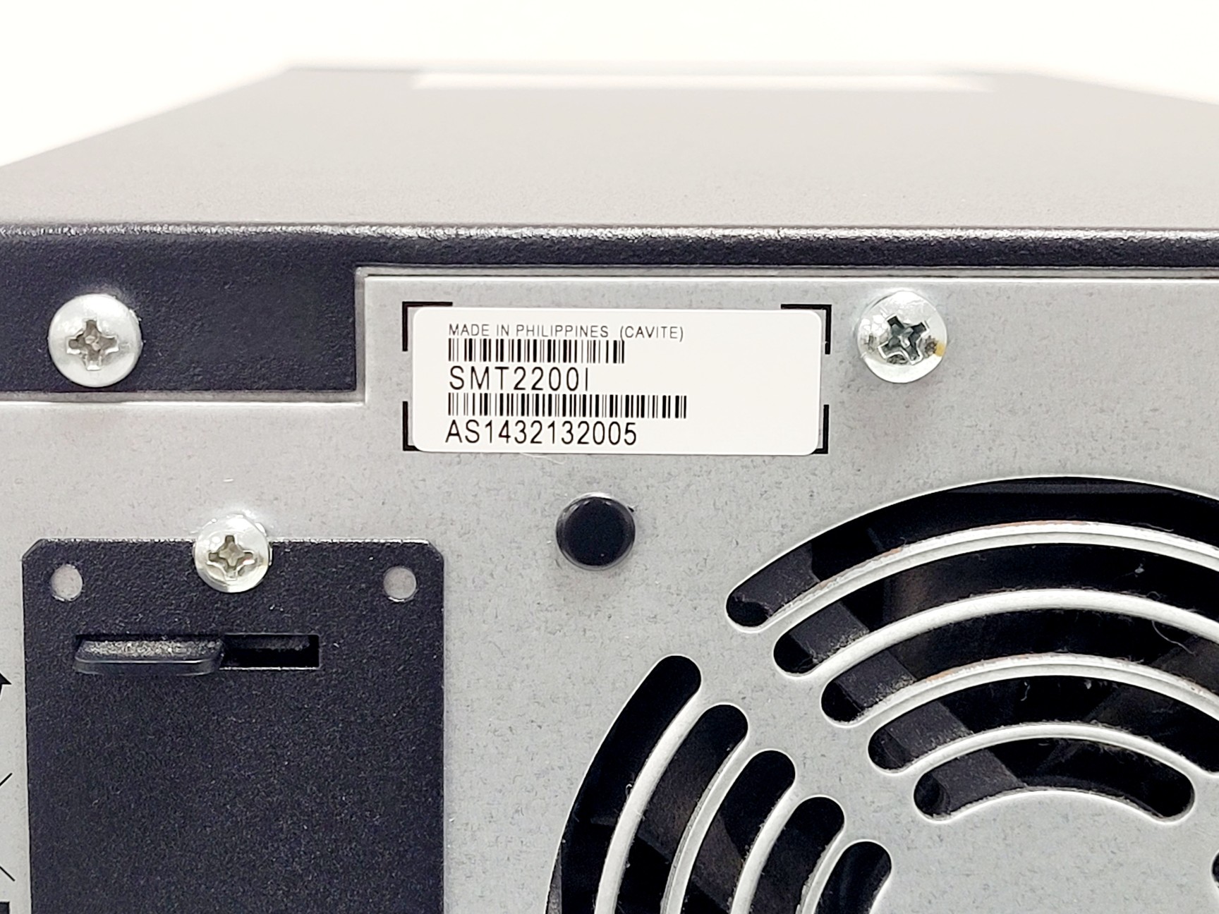 Image of APC Smart UPS 2200VA 230V LCD Tower