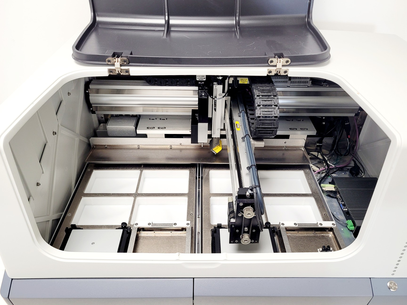 Image of HTG EDGE-SP-010 EdgeSeq Processor System Lab