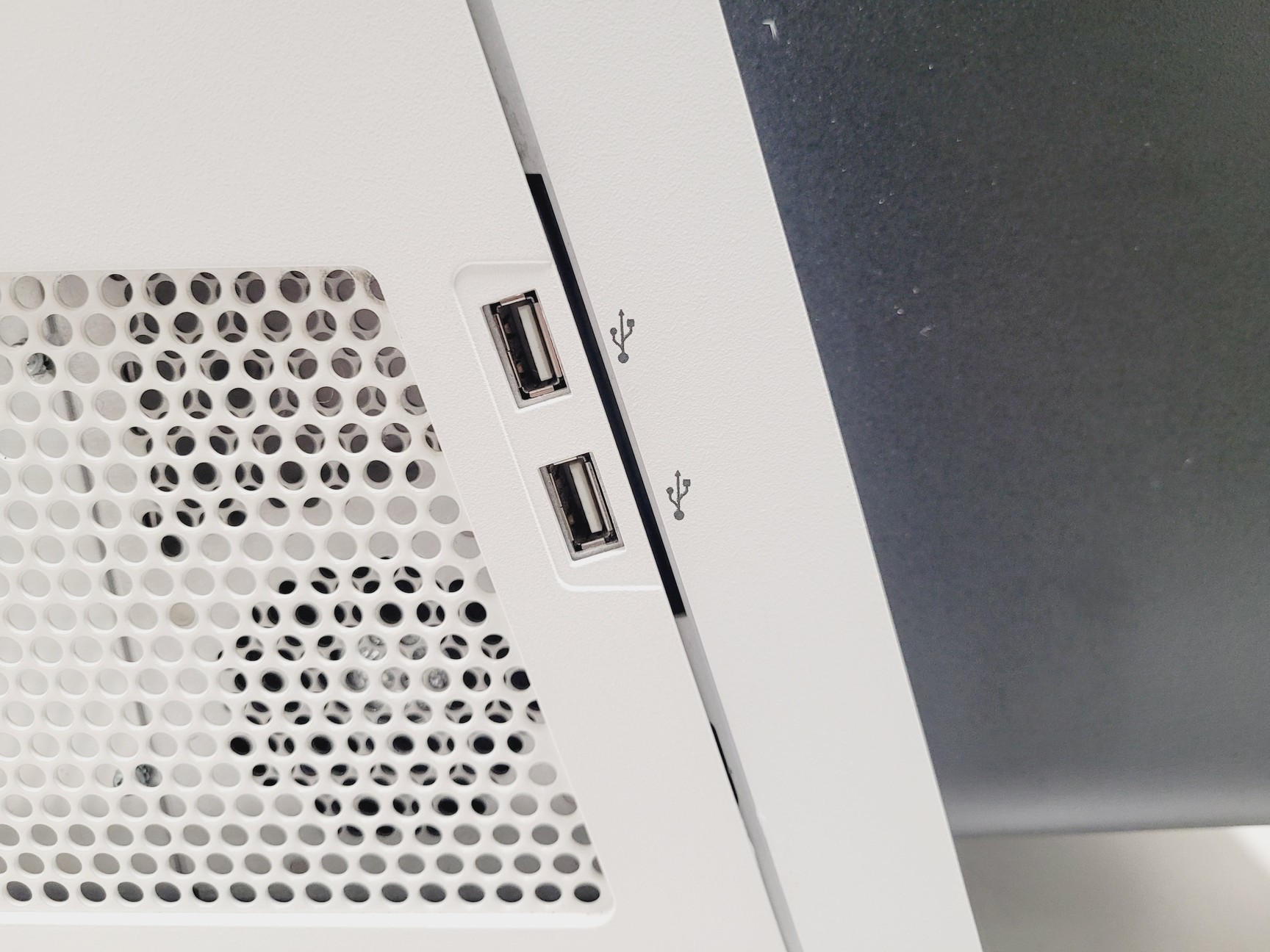 Image of Illumina NextSeq 500 DNA Sequencer Lab