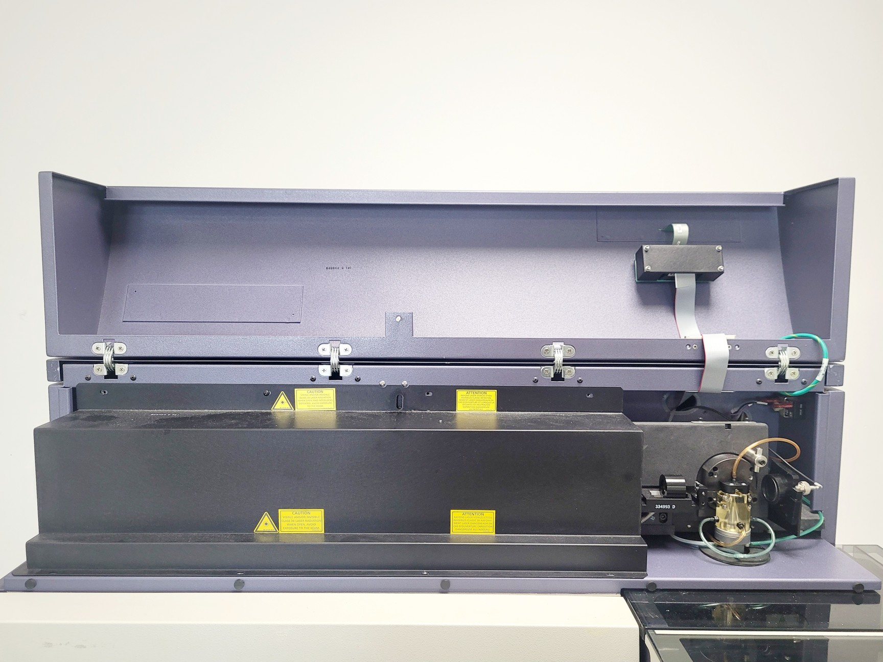 Image of BD FACSCanto II Flow Cytometer w/ Fluidics Cart Lab