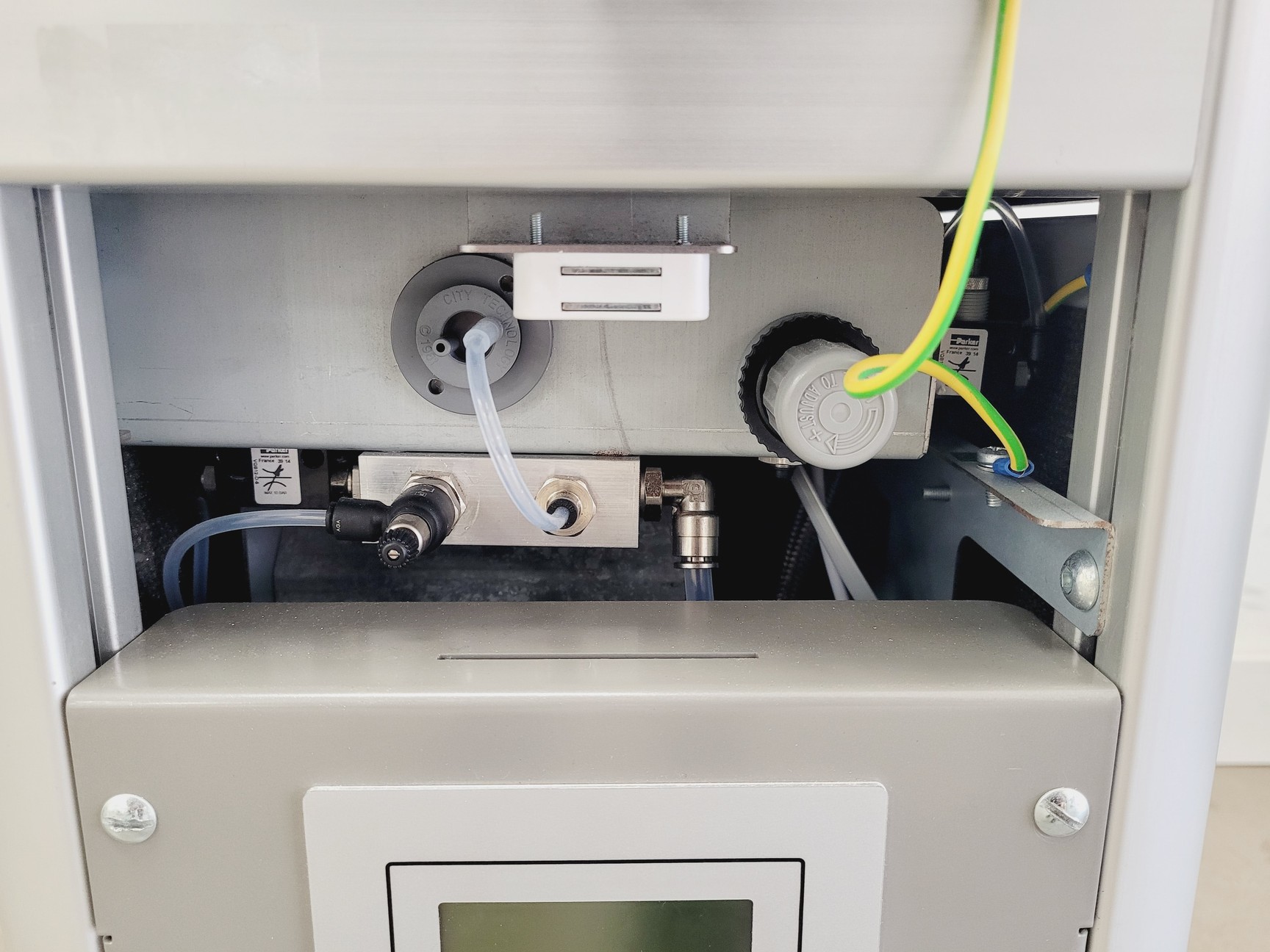 Image of Parker Balston 3848 NitroFlow Lab Nitrogen Gas Generator