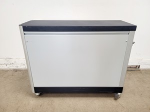 Thumbnail image of Parker Balston 3848 NitroFlow Lab Nitrogen Gas Generator