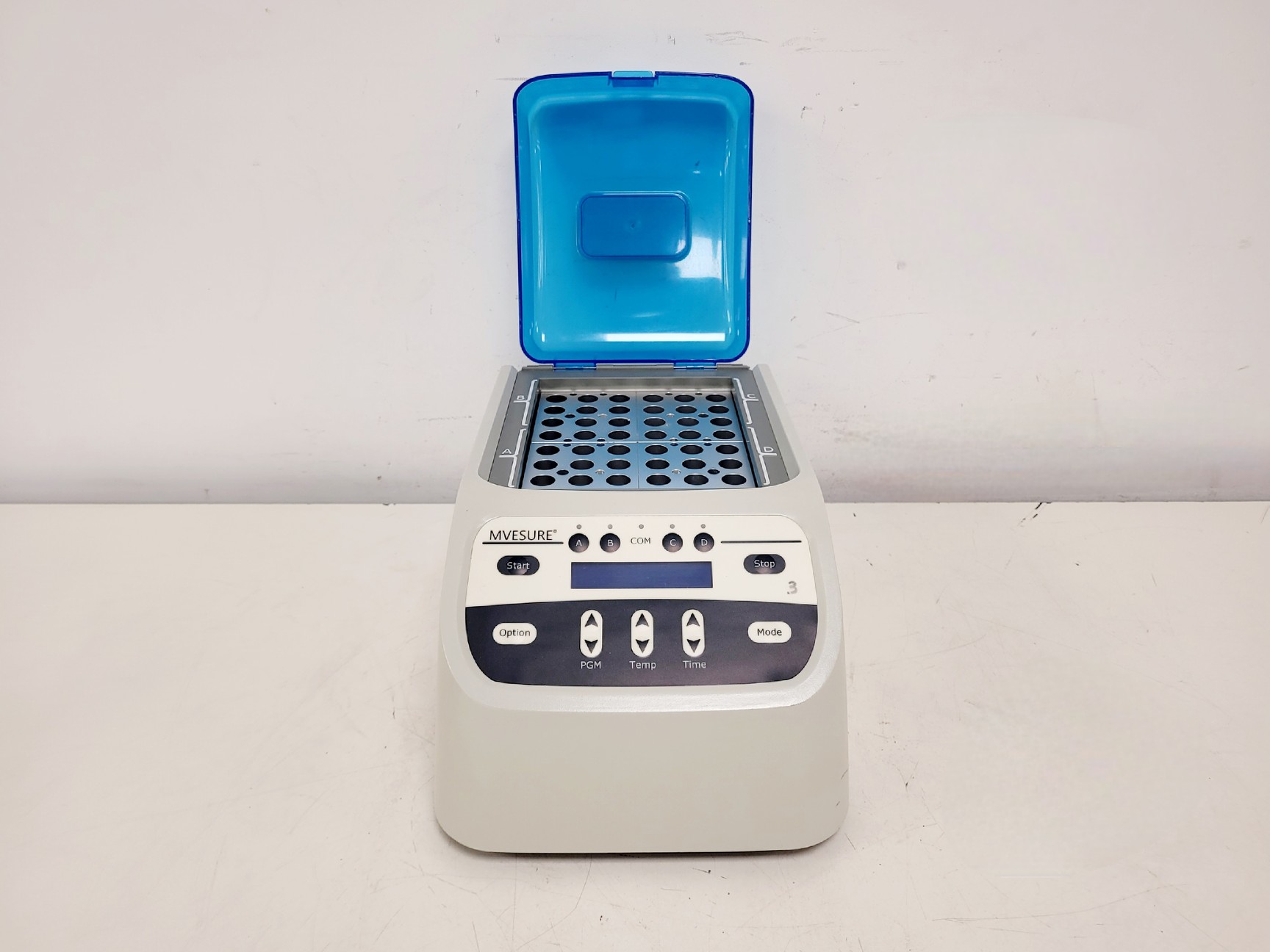 Image of Scottech Medical MVESURE MVS-200 Dry Block Heater