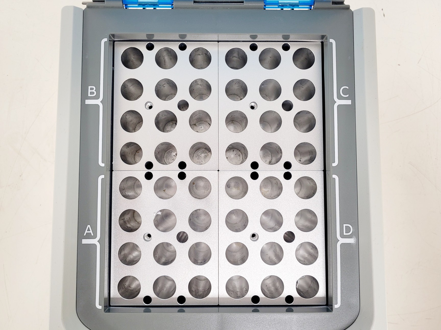 Image of Scottech Medical MVESURE MVS-200 Dry Block Heater