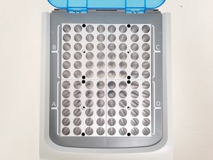 Thumbnail image of Hangzhou Ruicheng Instrument DH200 Dry Block Heater