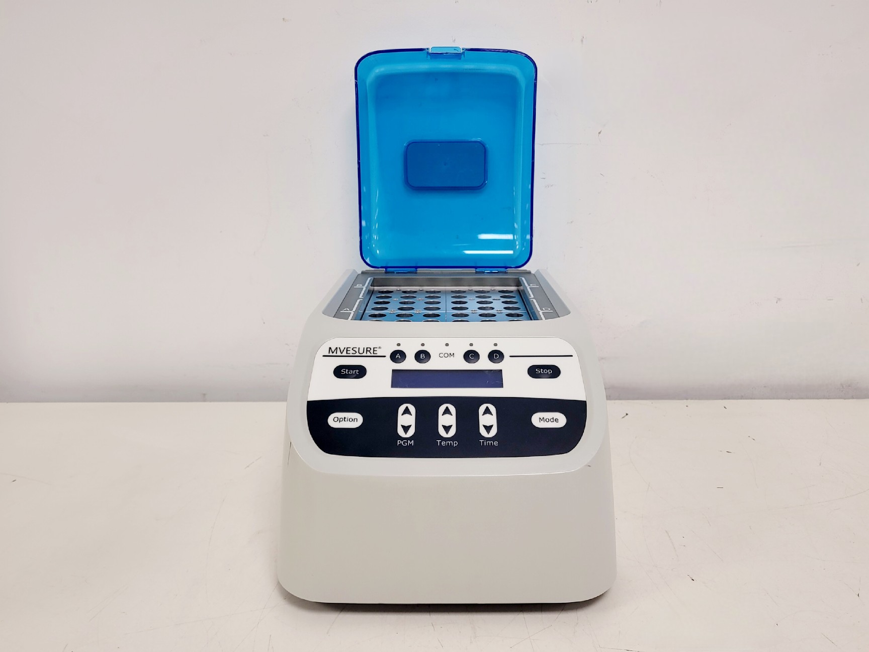 Image of Scottech Medical MVESURE MVS-200 Dry Block Heater