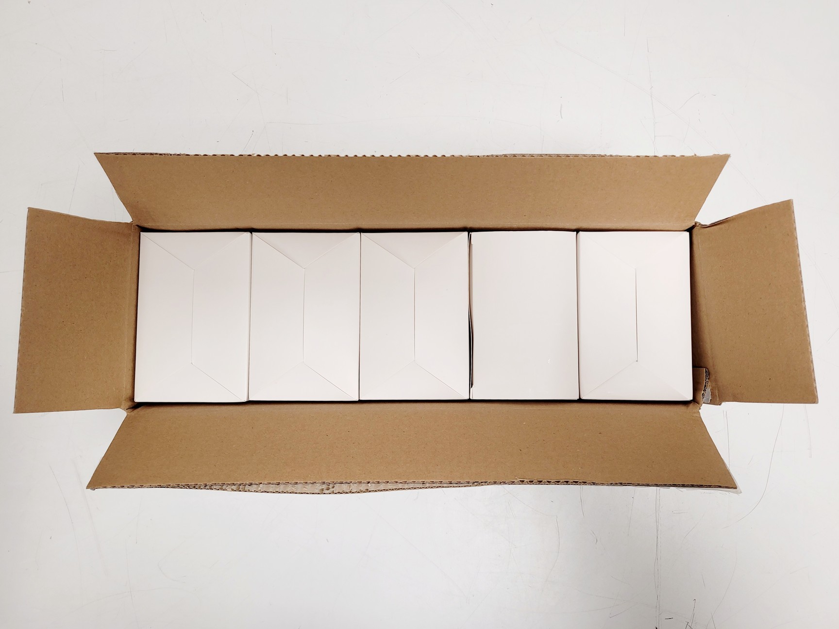 Image of Job Lot of 67 x Unbranded Boxes of 96-Well Microplates