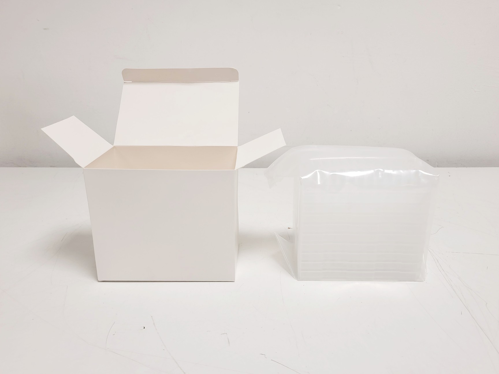 Image of Job Lot of 67 x Unbranded Boxes of 96-Well Microplates