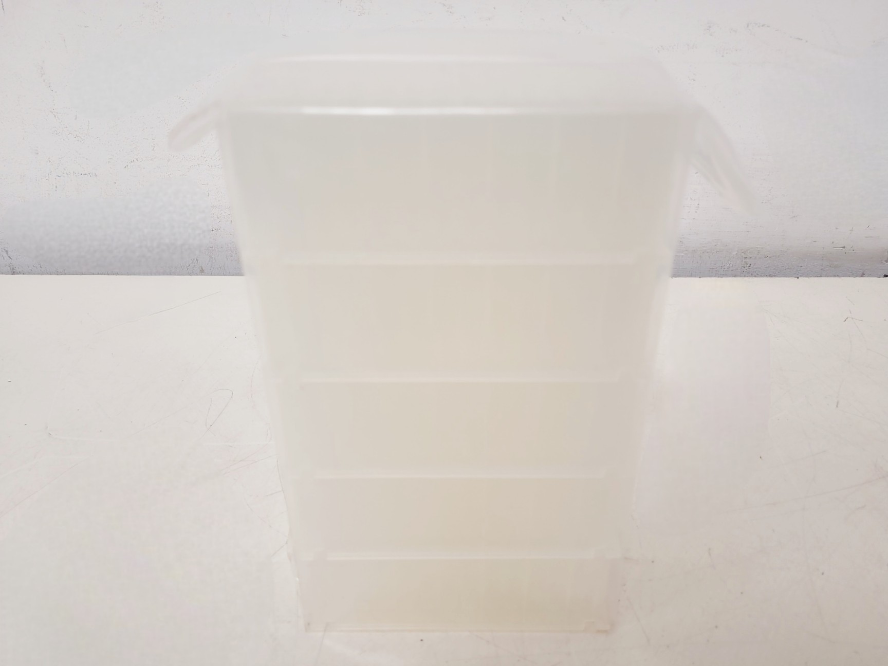 Image of Thermo Scientific Kingfisher Flex Purification System w/ Box of Deep-well Plates