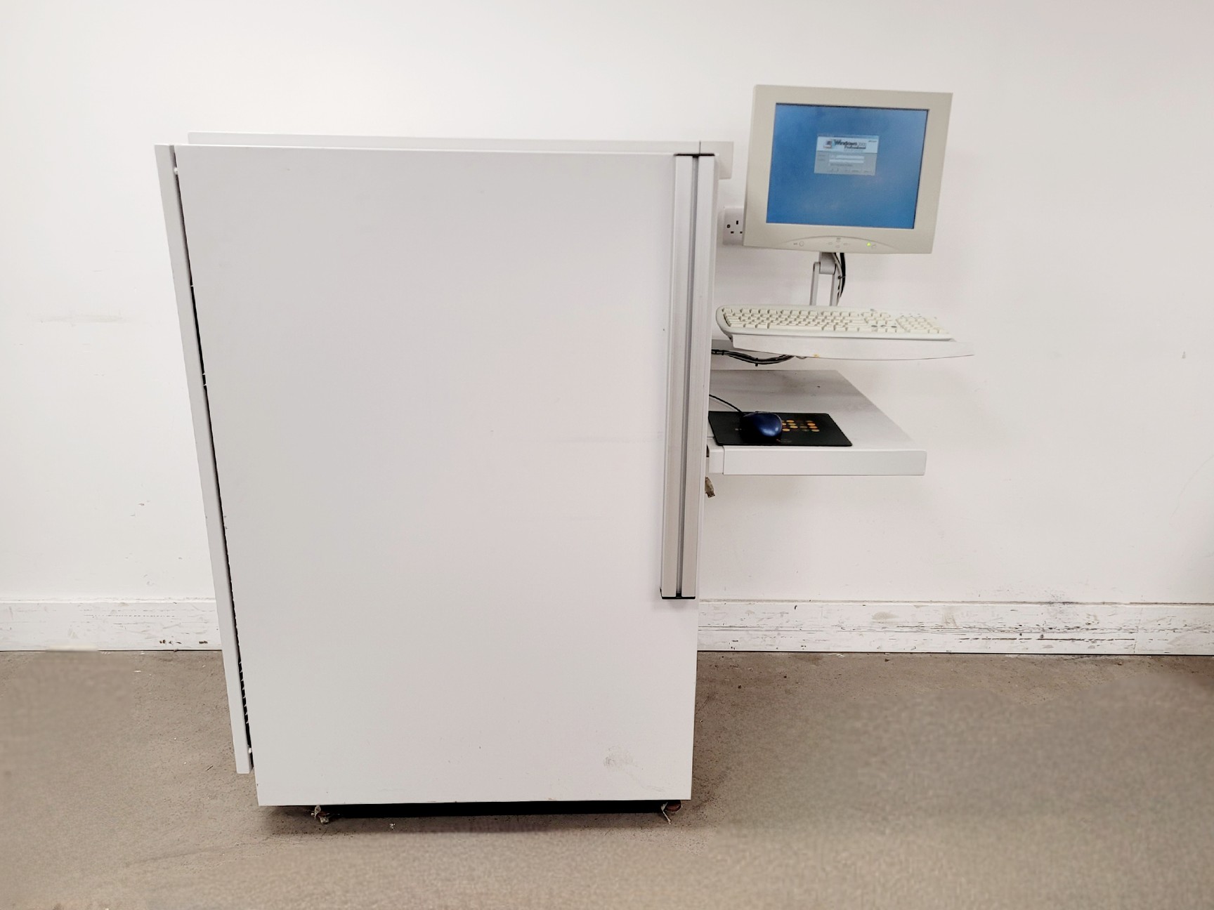 Image of Agilent 83453A High-Resolution Spectrometer System Lab