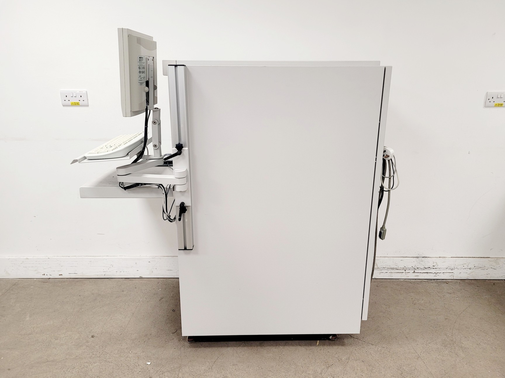 Image of Agilent 83453A High-Resolution Spectrometer System Lab