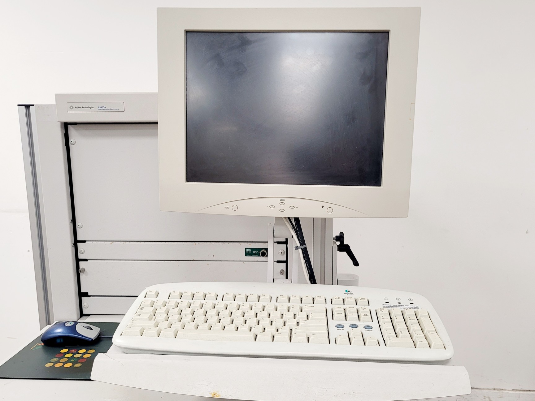 Image of Agilent 83453A High-Resolution Spectrometer System Lab