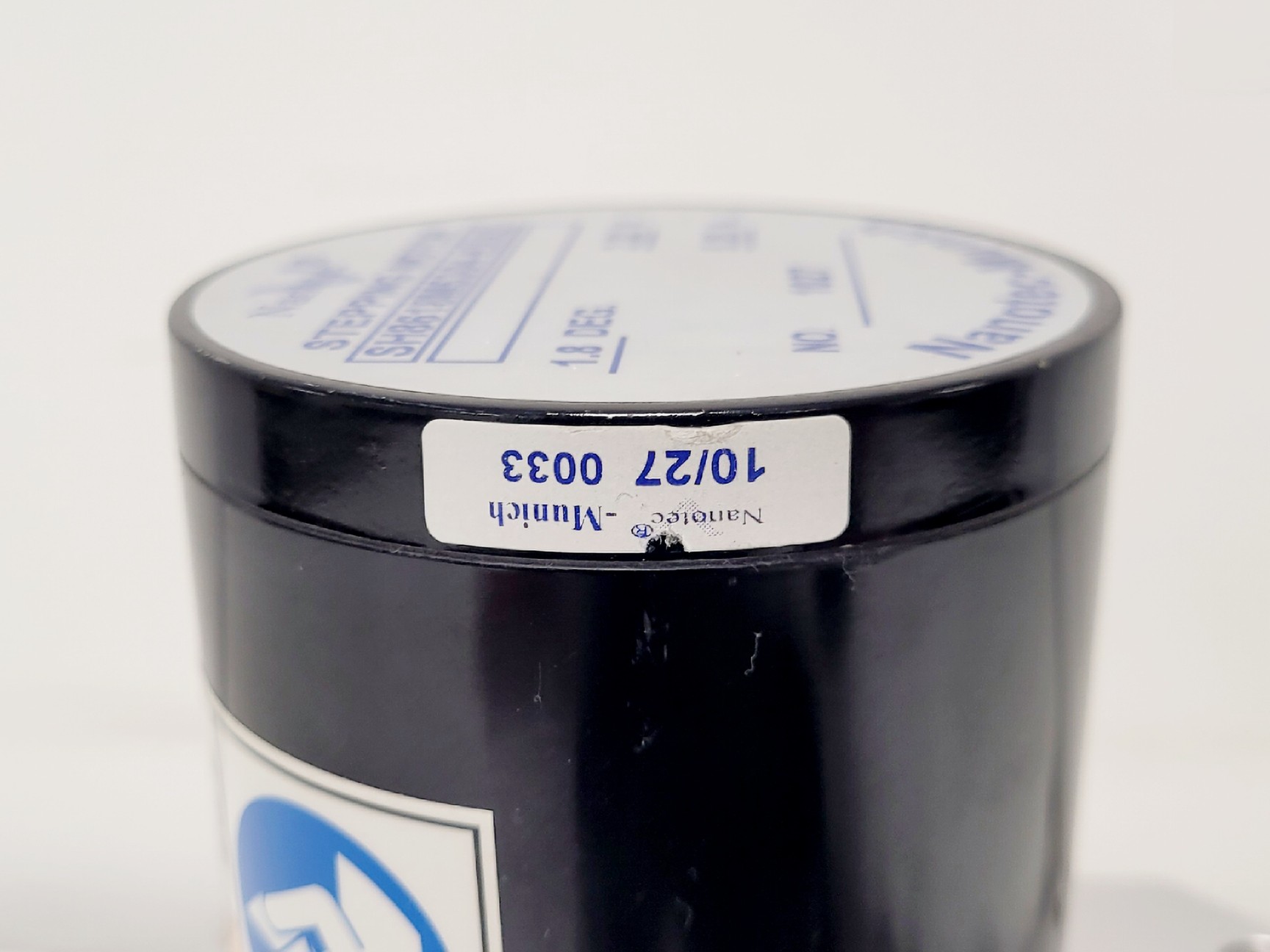 Image of VAT Series 642 Control Gate Valve