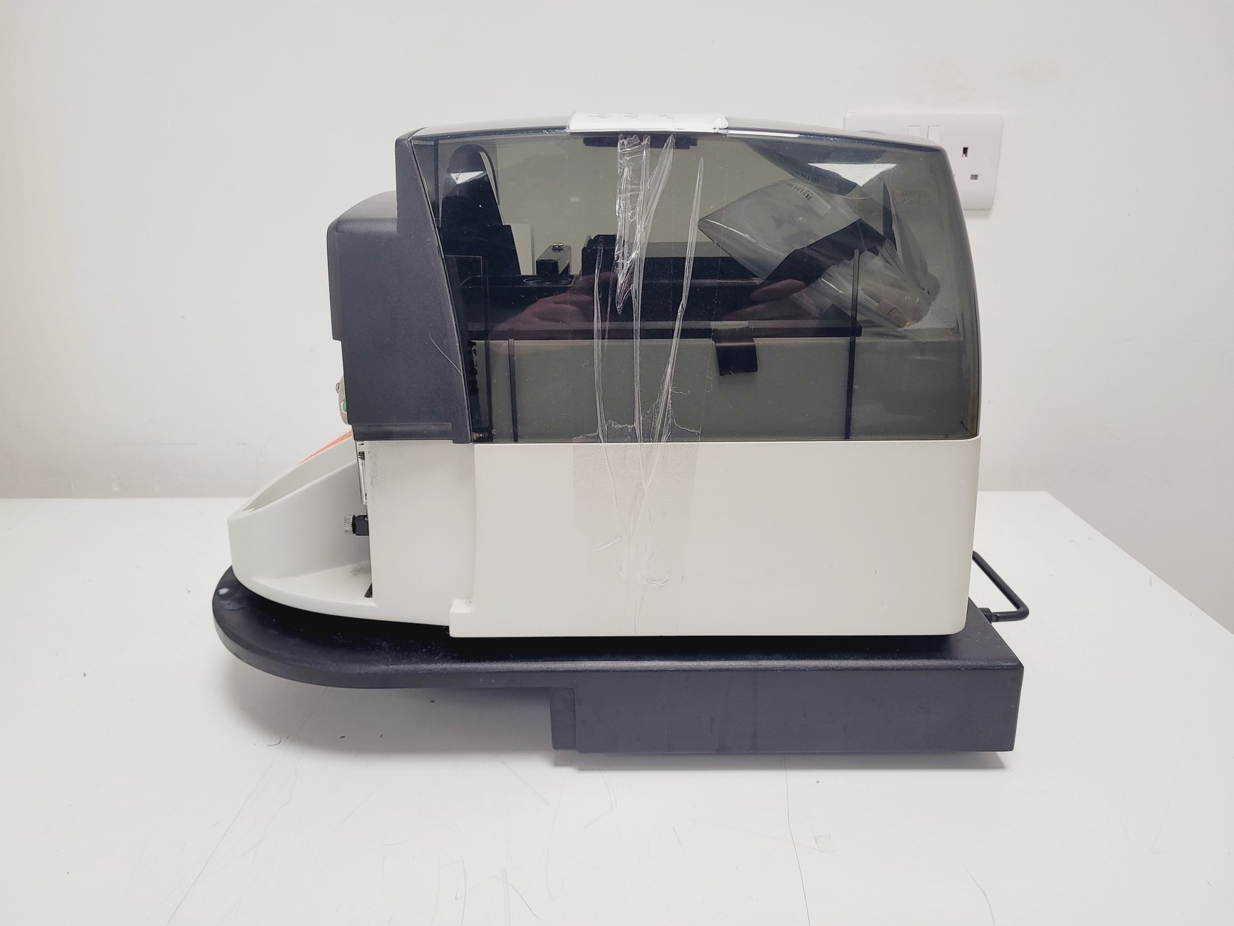 Image of Becton Dickinson LSRFortessa Cell Analyser SORP Special Order Research Product