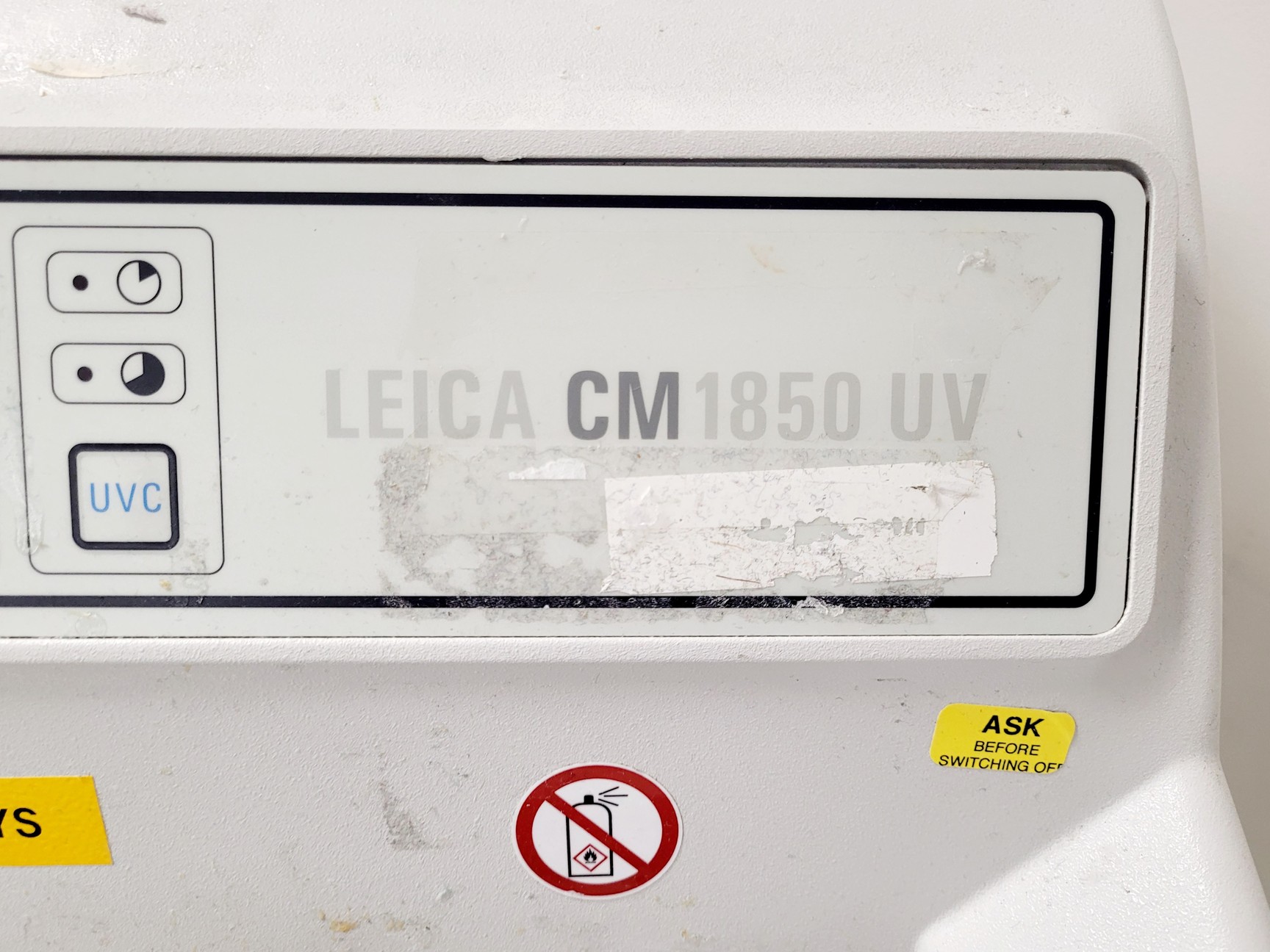 Image of Leica CM1850 UV Cryostat Lab