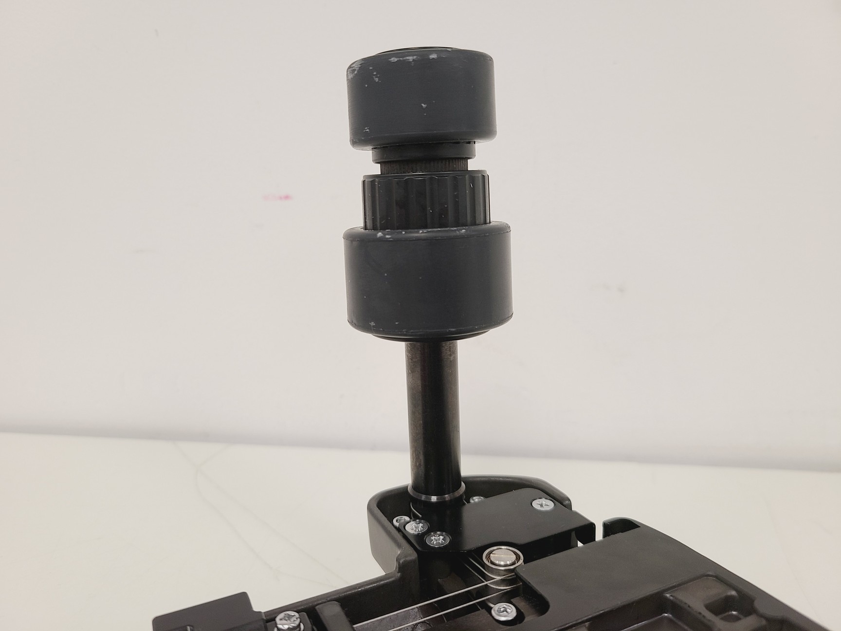 Image of Olympus U-SVRB-4 Mechanical Stage with U-HLDT-4 Slide Holder