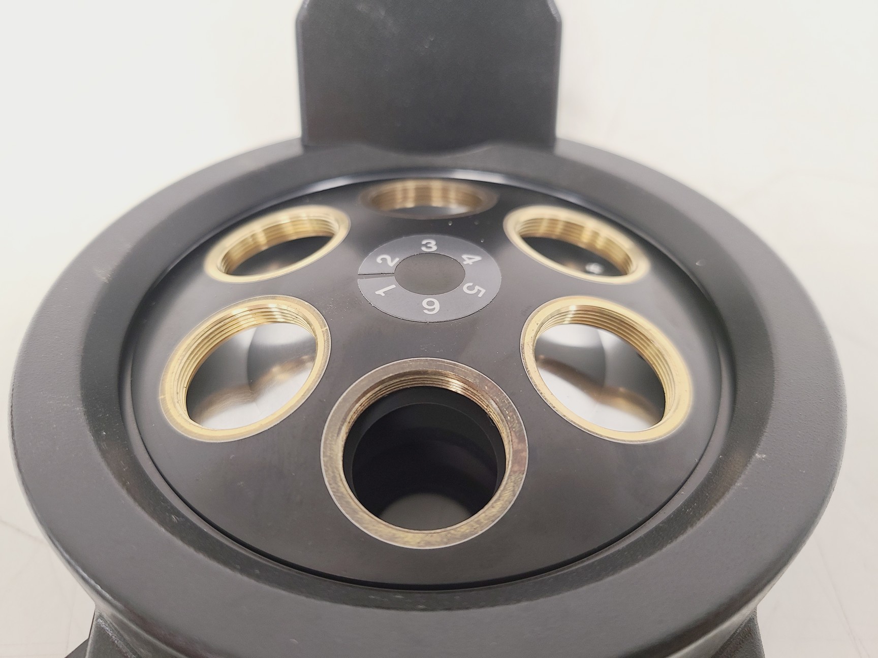 Image of Olympus U-D6REM Motorised Sextuple Revolving Nosepiece