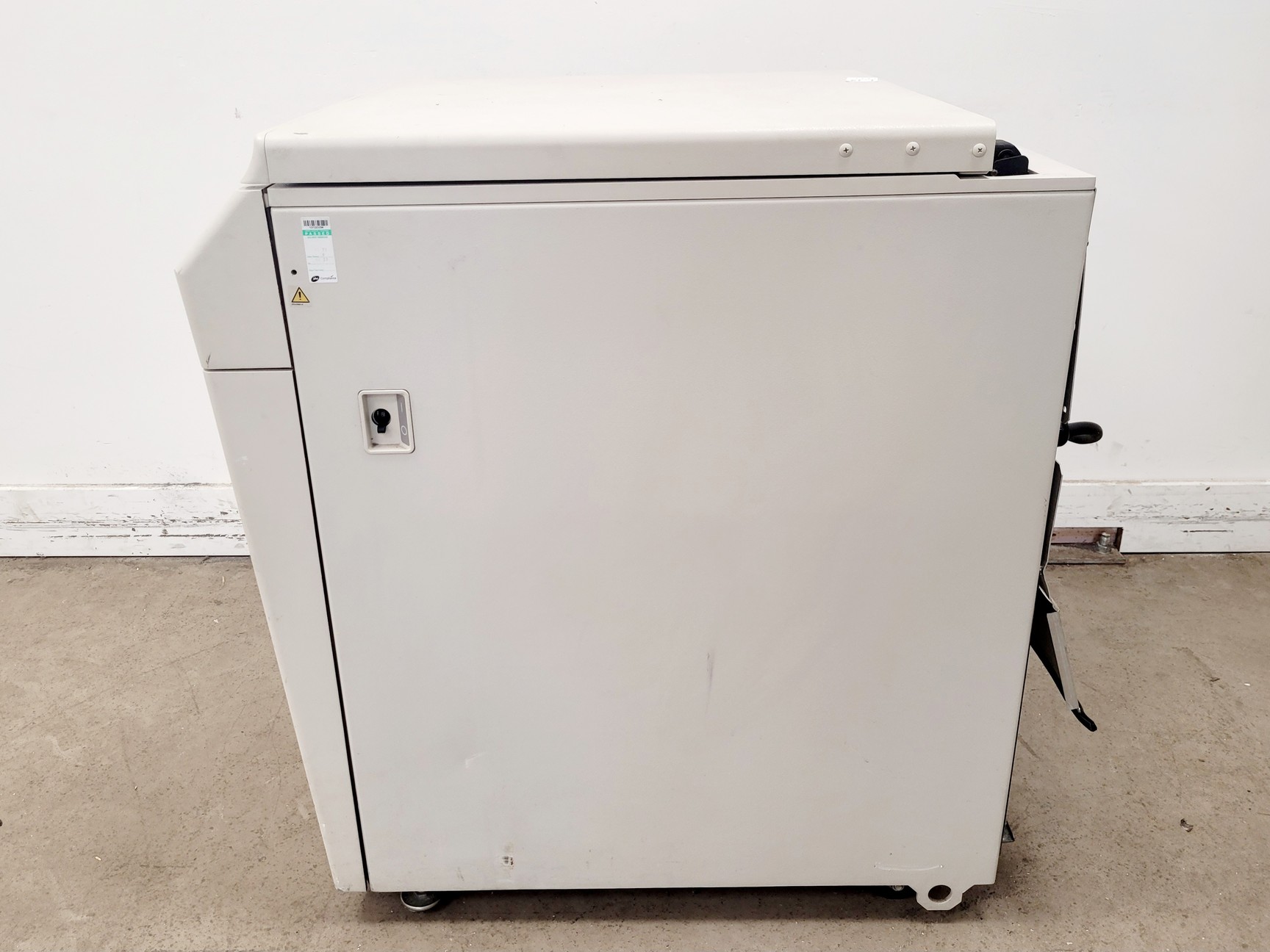 Image of Beckman Coulter Avanti J-E Floor Standing Centrifuge