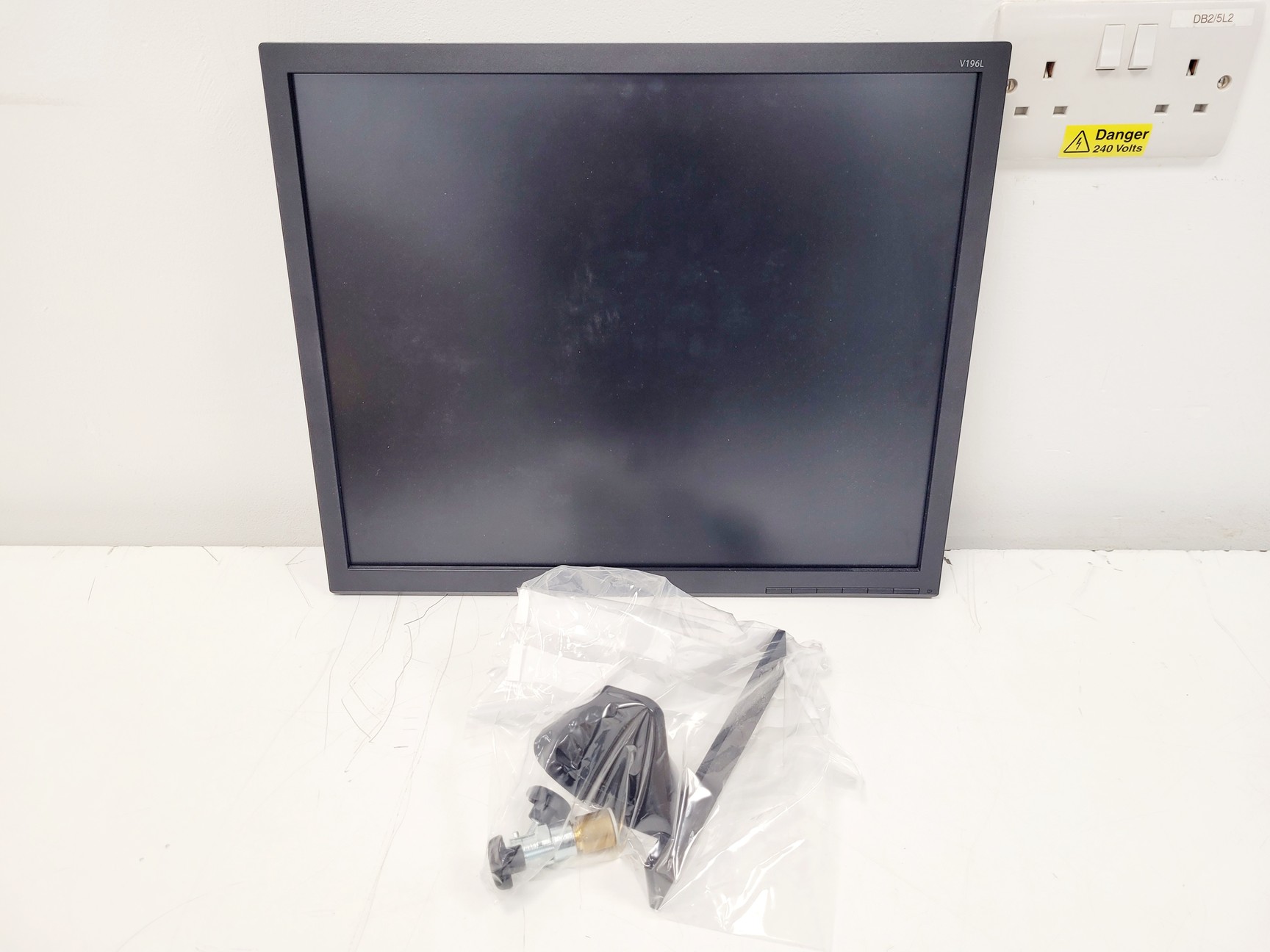 Image of HALM cetisPVIUCT-3600, High-speed class A+A+A+ Xenon Flasher & IV System
