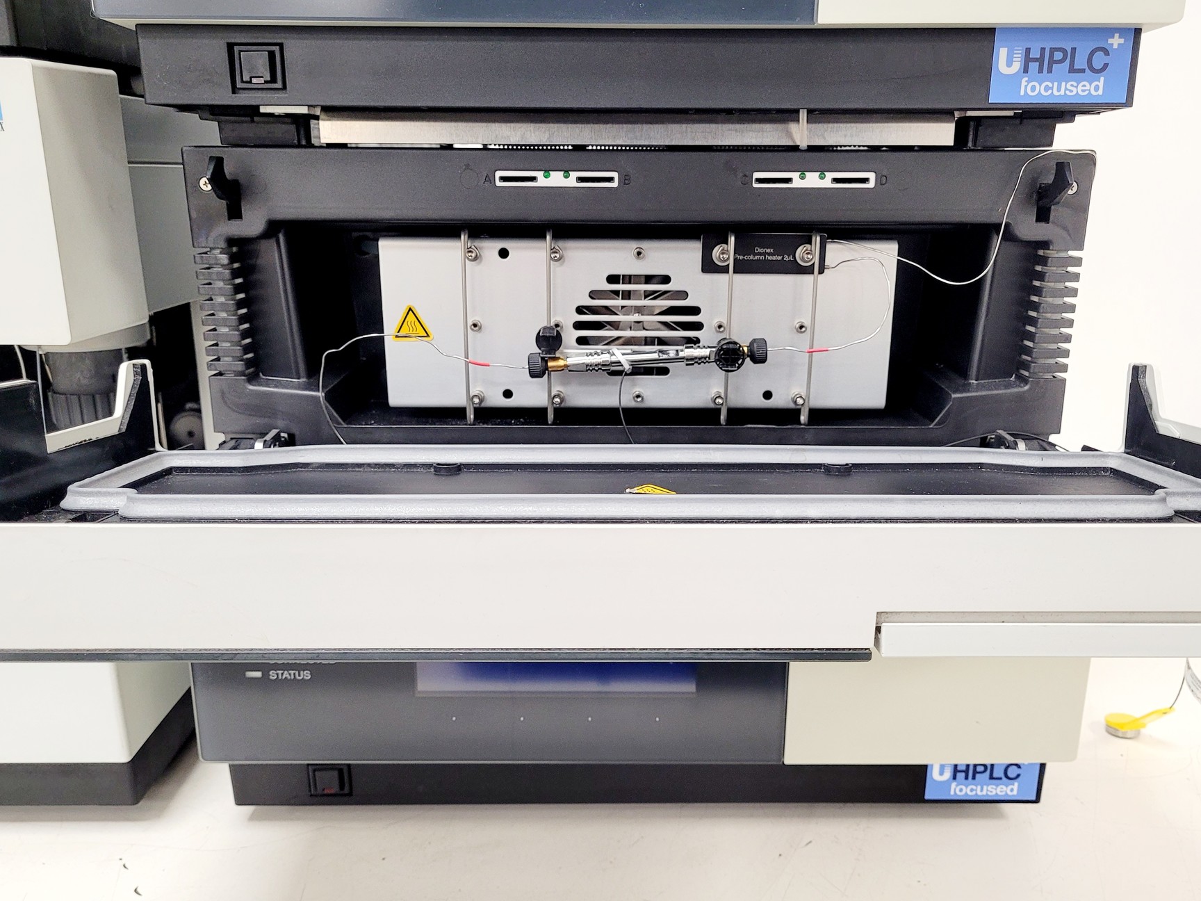 Image of Dionex LC System w/ SRD-3200, HPG-3200RS, TCC-3000RS, VWD-3400RS & WPS-3000TRS