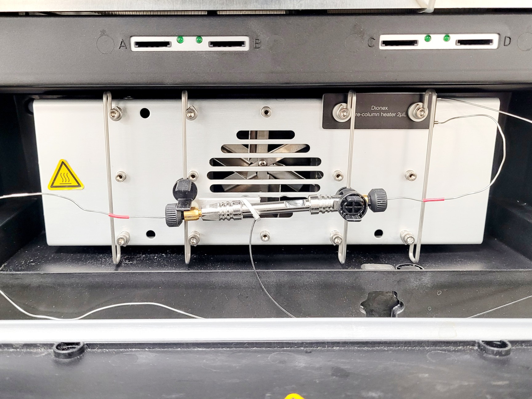 Image of Dionex LC System w/ SRD-3200, HPG-3200RS, TCC-3000RS, VWD-3400RS & WPS-3000TRS