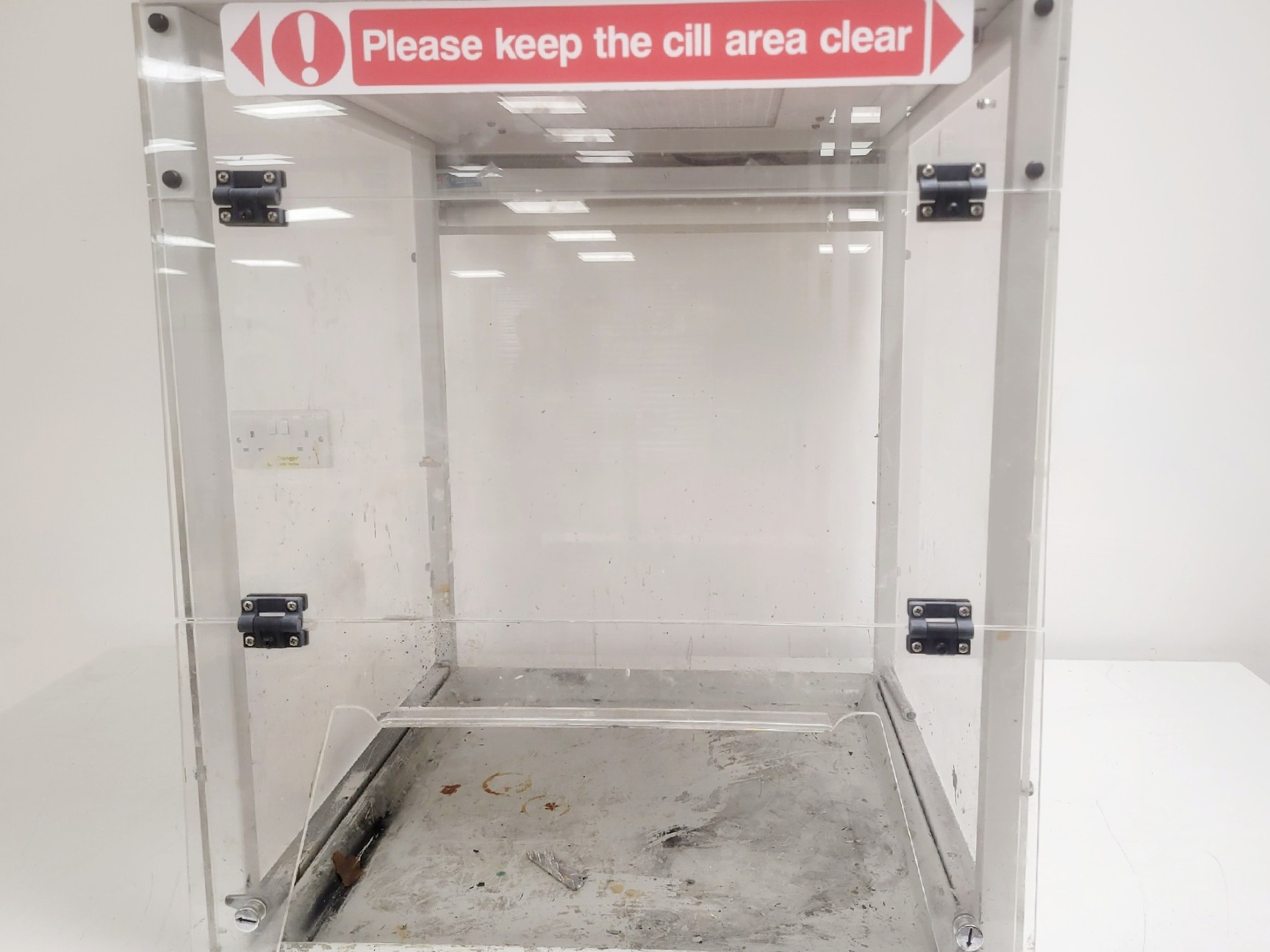 Image of Labcaire FE 2400 Ductless Fume Cabinet Lab