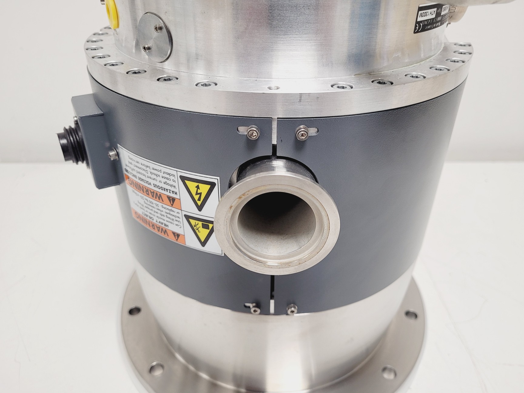 Image of Alcatel ATH 1300M Turbopump & Alcatel ACT 1300M Turbopump Controller