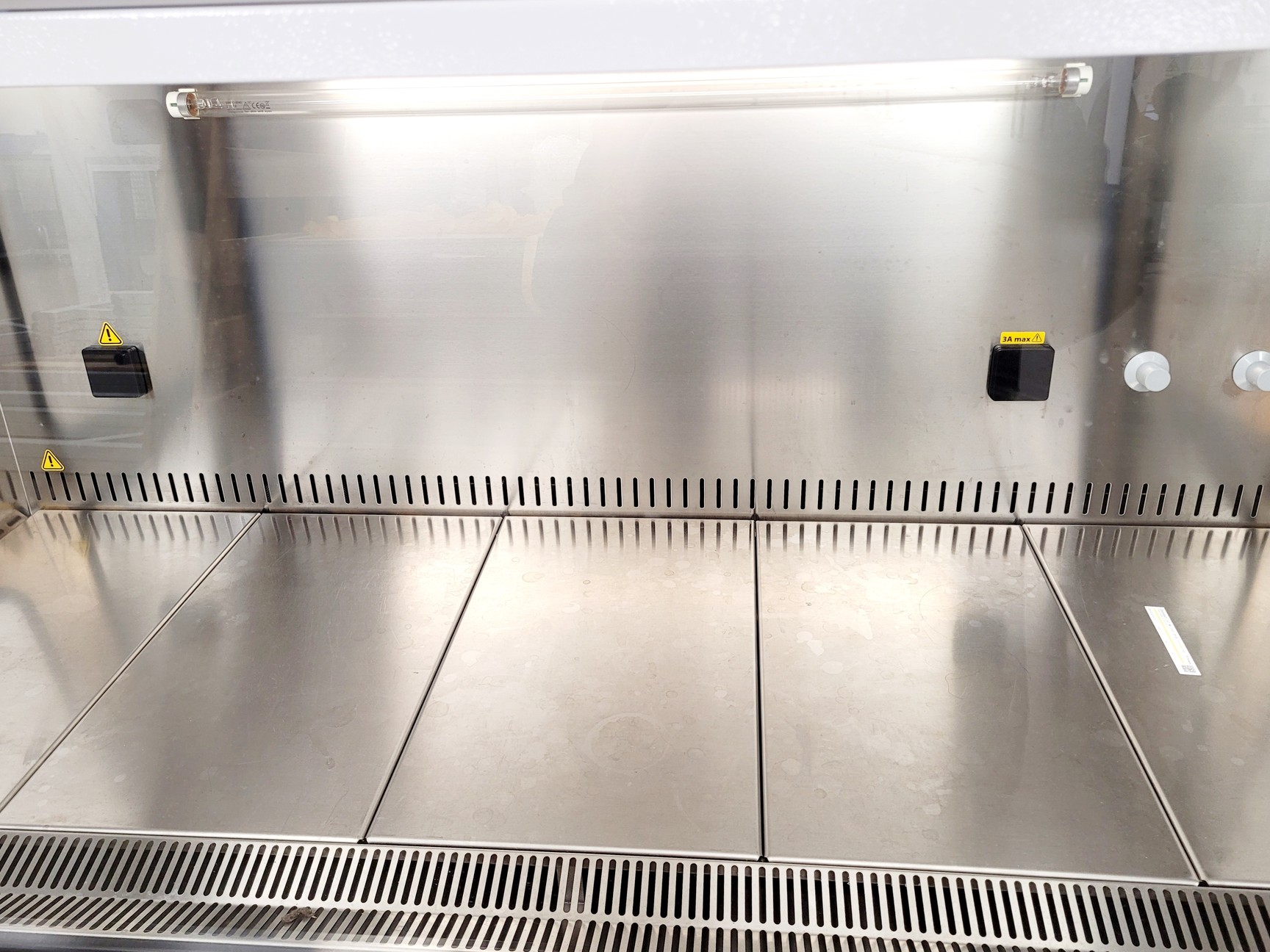Image of BioAir Safemate ECO+ 1.5BS Class II Microbiological Safety Cabinet w/ Stand