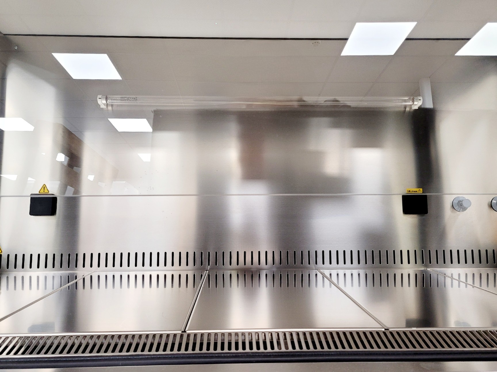 Image of BioAir Safemate ECO+ 1.5BS Class II Microbiological Safety Cabinet w/ Stand