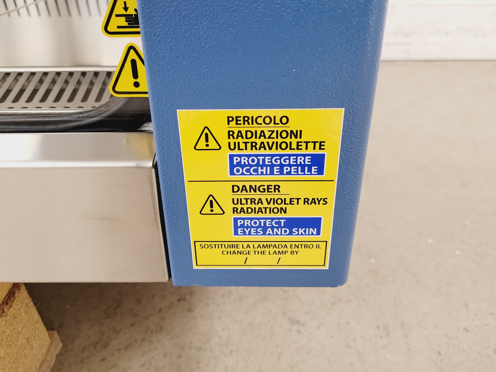 Image of BioAir Safemate ECO+ 1.5BS Class II Microbiological Safety Cabinet w/ Stand