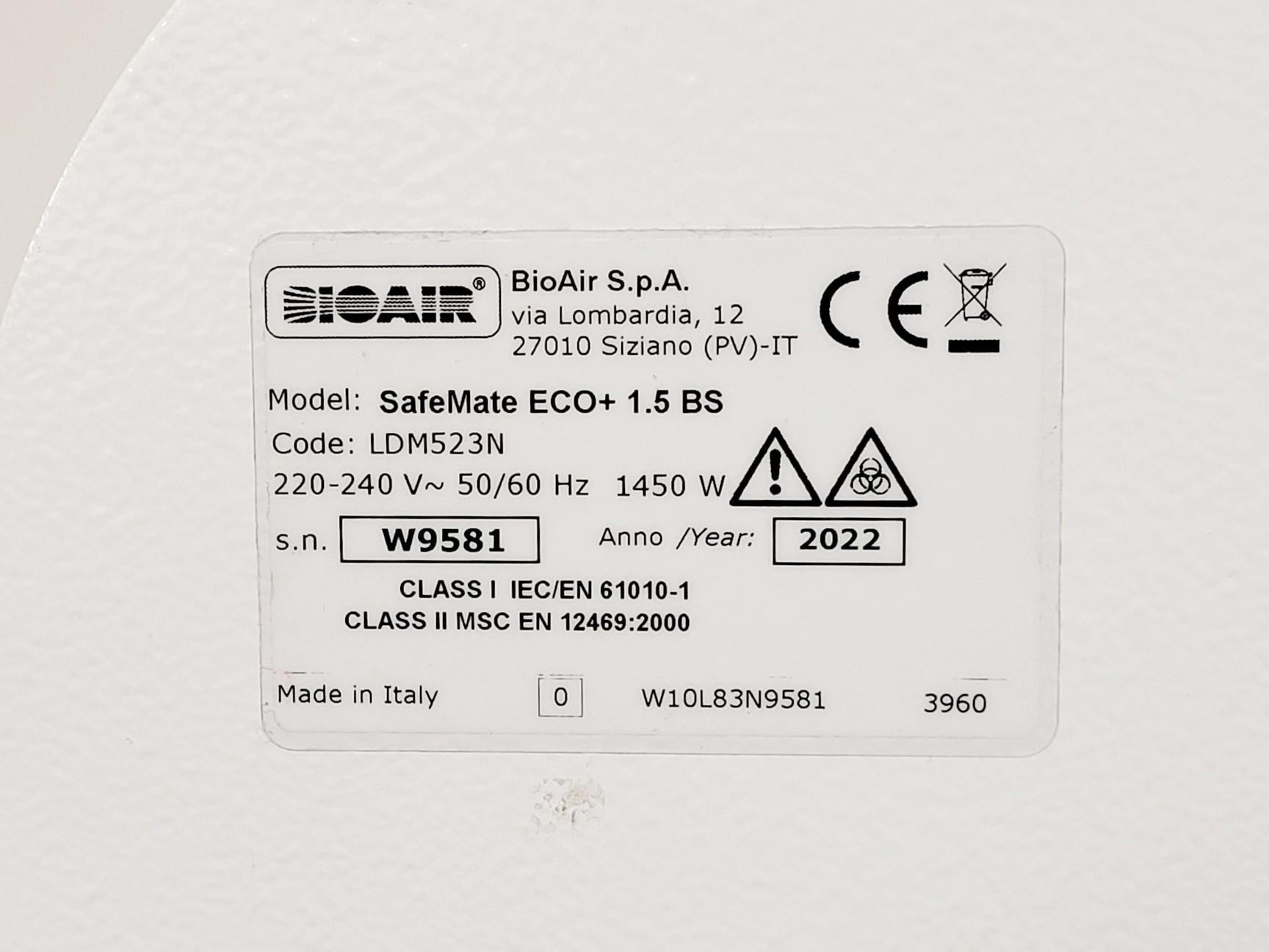 Image of BioAir Safemate ECO+ 1.5BS Class II Microbiological Safety Cabinet w/ Stand