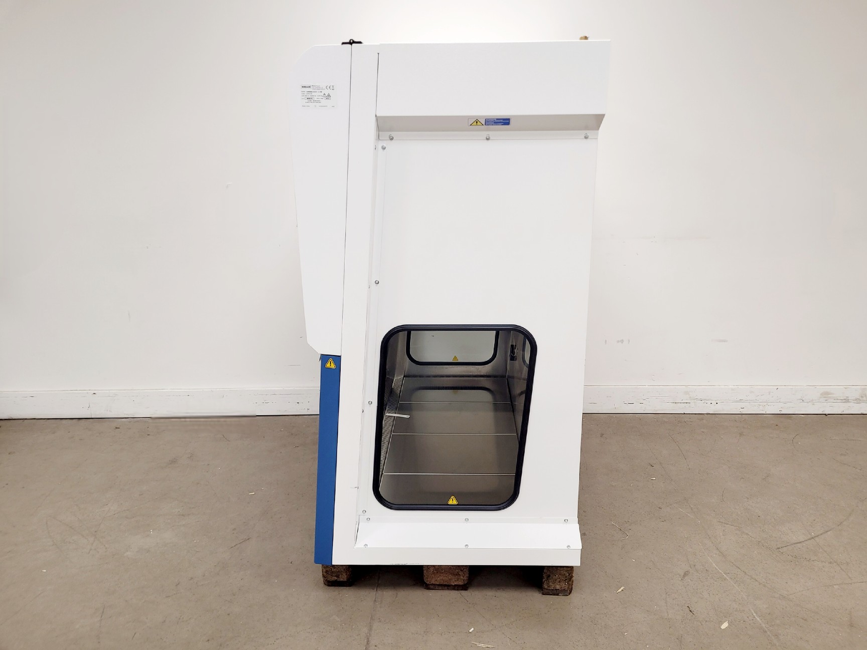 Image of BioAir Safemate ECO+ 1.2BS Class II Microbiological Safety Cabinet w/ Stand