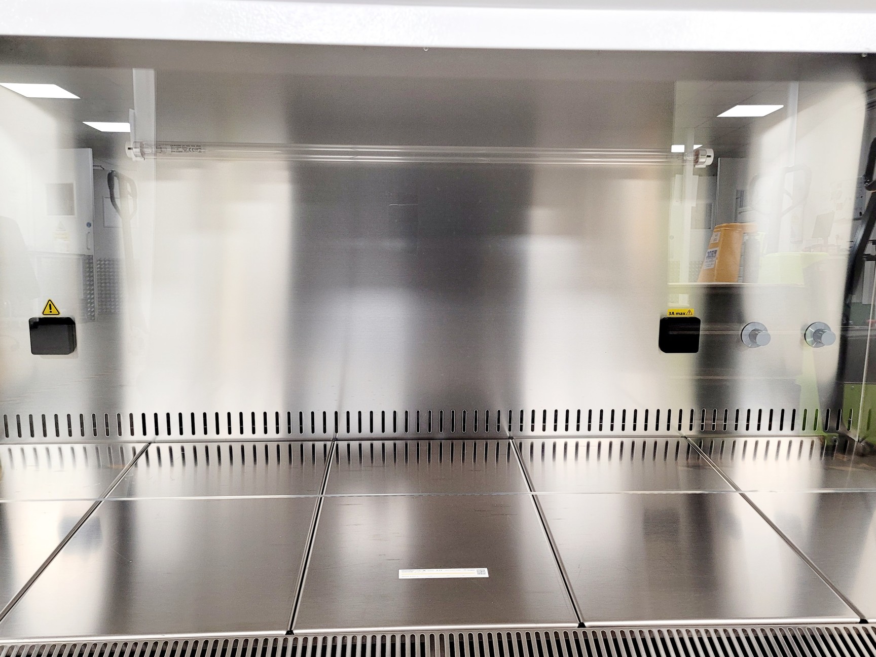 Image of BioAir Safemate ECO+ 1.5BS Class II Microbiological Safety Cabinet w/ Stand