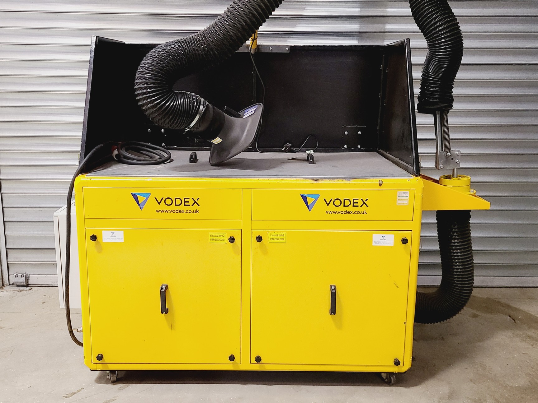 Image of Vodex HCM Series Grinding & Welding Workbench Model UAS®-HCM-102-F