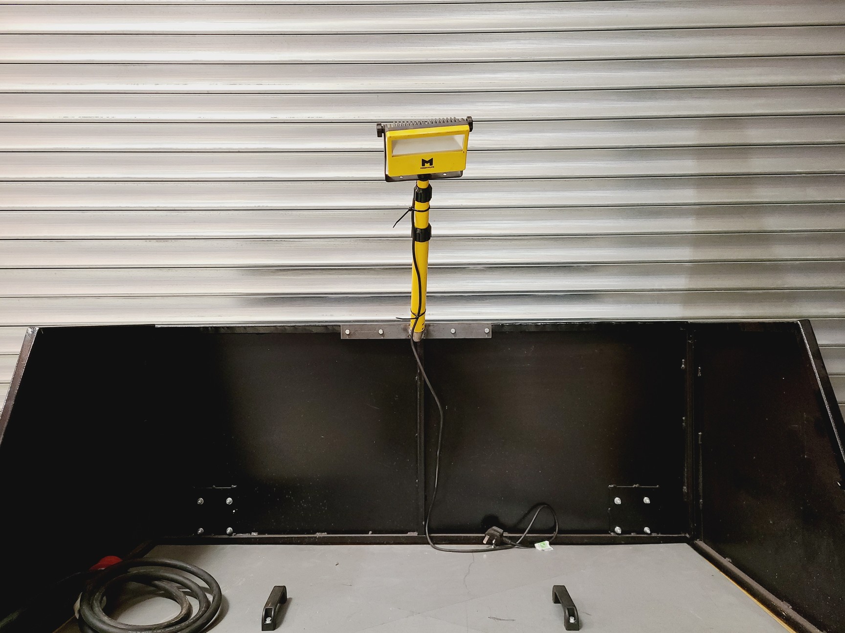 Image of Vodex HCM Series Grinding & Welding Workbench Model UAS®-HCM-102-F